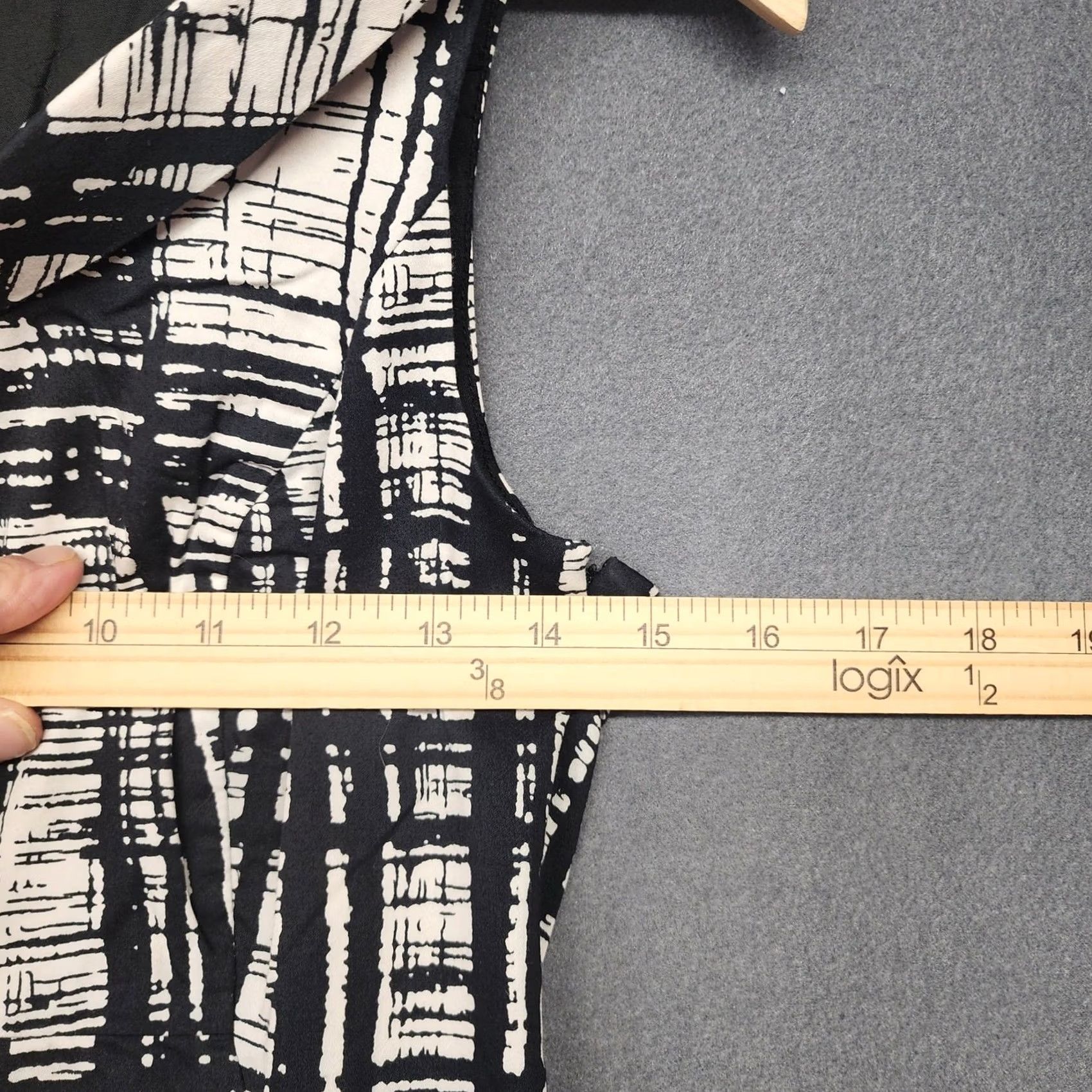 Ann Taylor VINTAGE? Ann Taylor Dress Womens Size 0 Black White Sheath Side Zip Pockets Office Career Dress Length Knee Length Sleeveless Women's? Size XS / US 0-2 / IT 36-38 - 5 Thumbnail