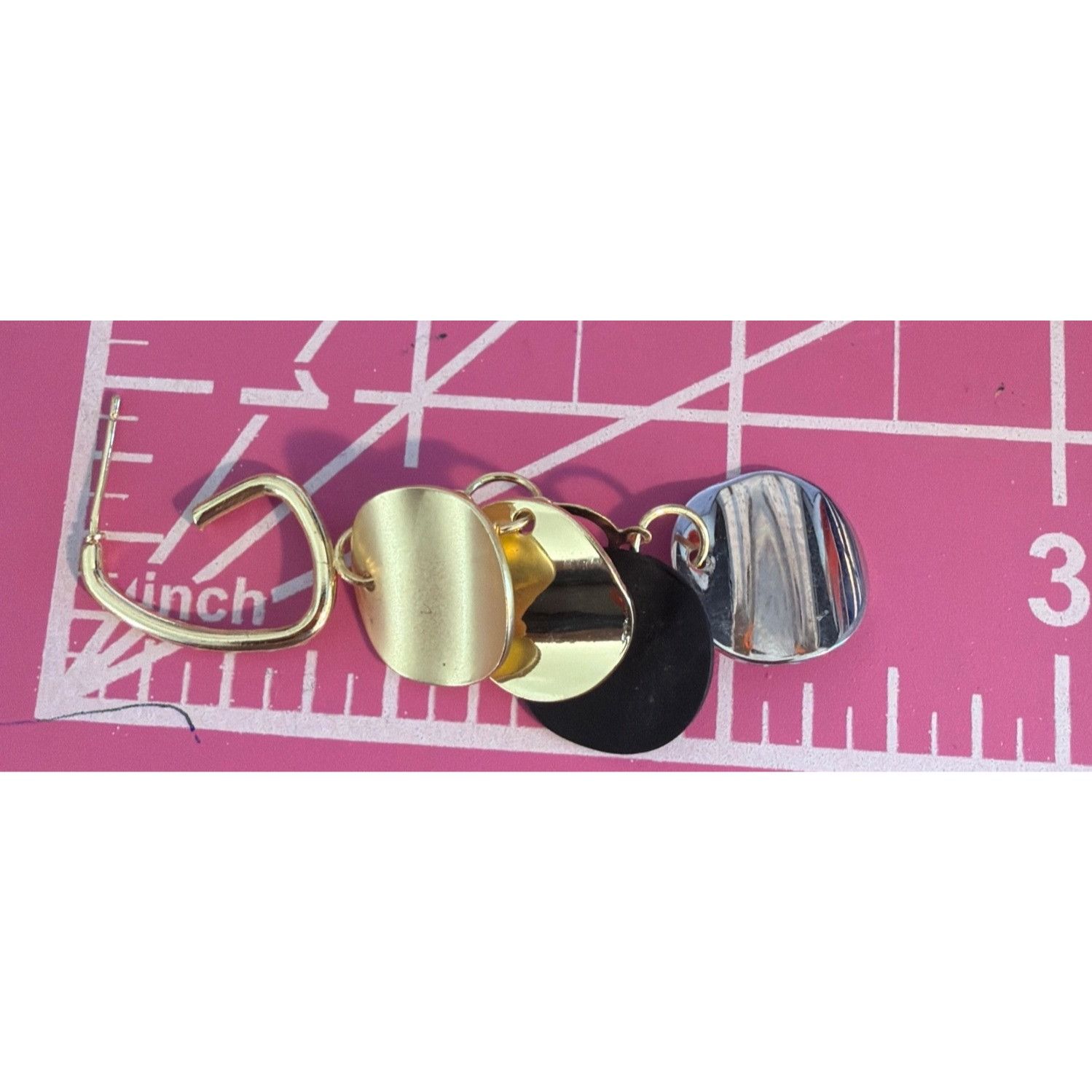 Other Gold Tone Mixed Metal Earrings Hoops Wavy Discs Circles Pier Size ONE SIZE - 3 Thumbnail