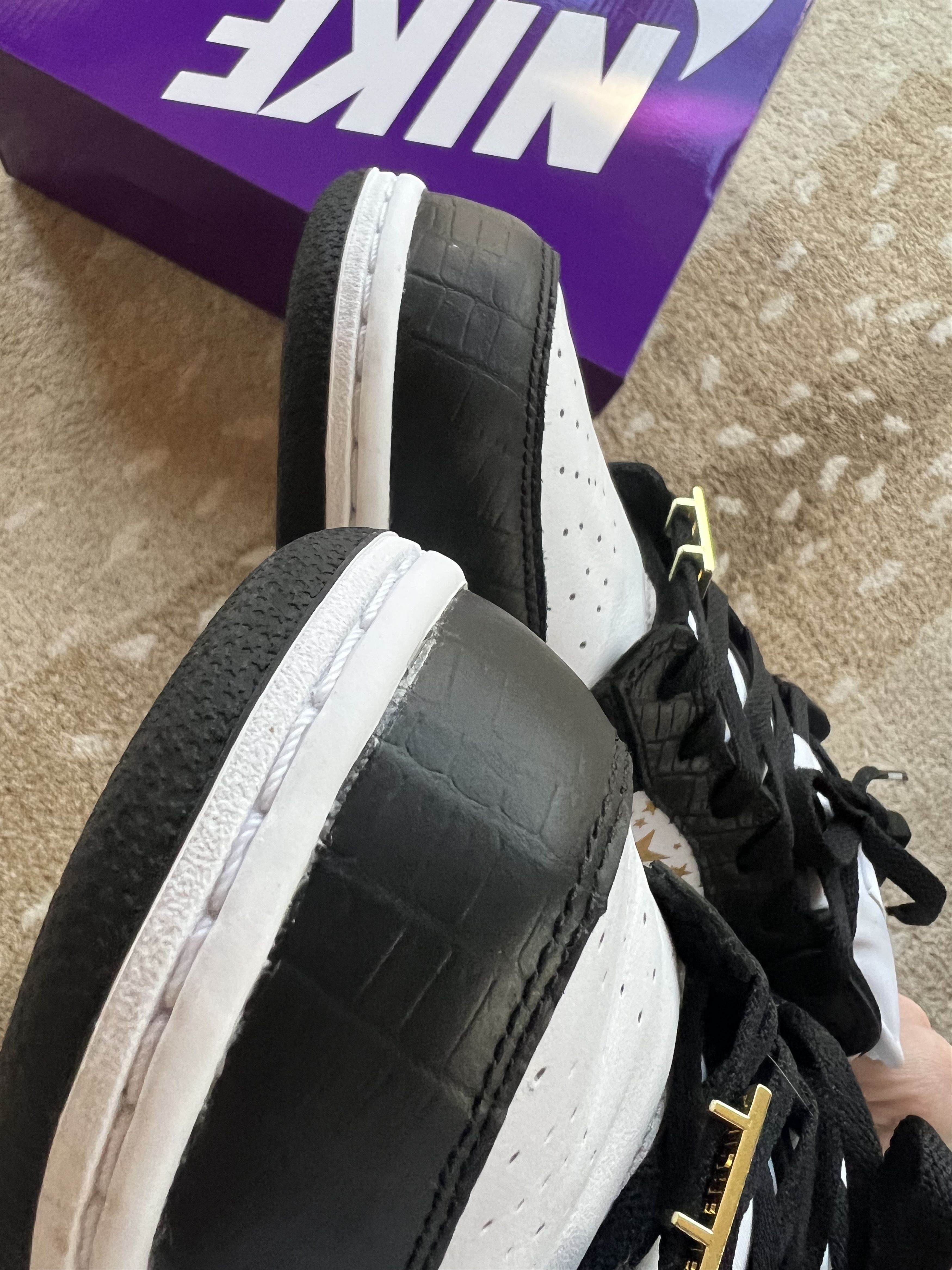 Nike × Supreme Nike SB Dunk Low Supreme Stars Black Size US 11 / EU 44 - 16 Thumbnail