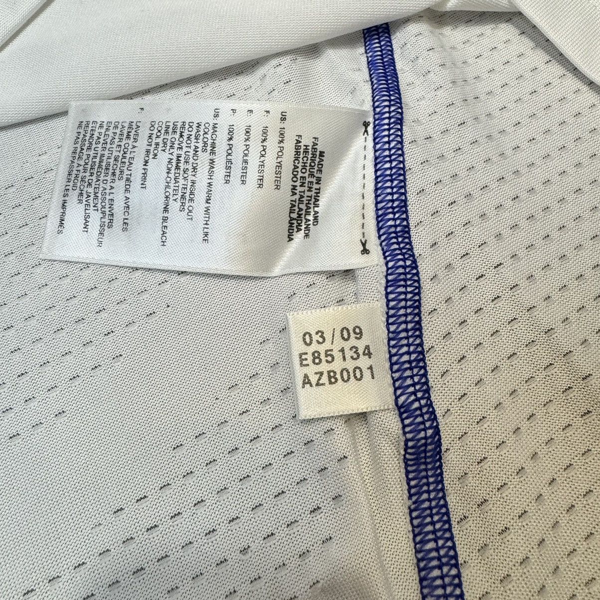 Adidas Russia 09/10 away shirt Size US L / EU 52-54 / 3 - 6 Thumbnail