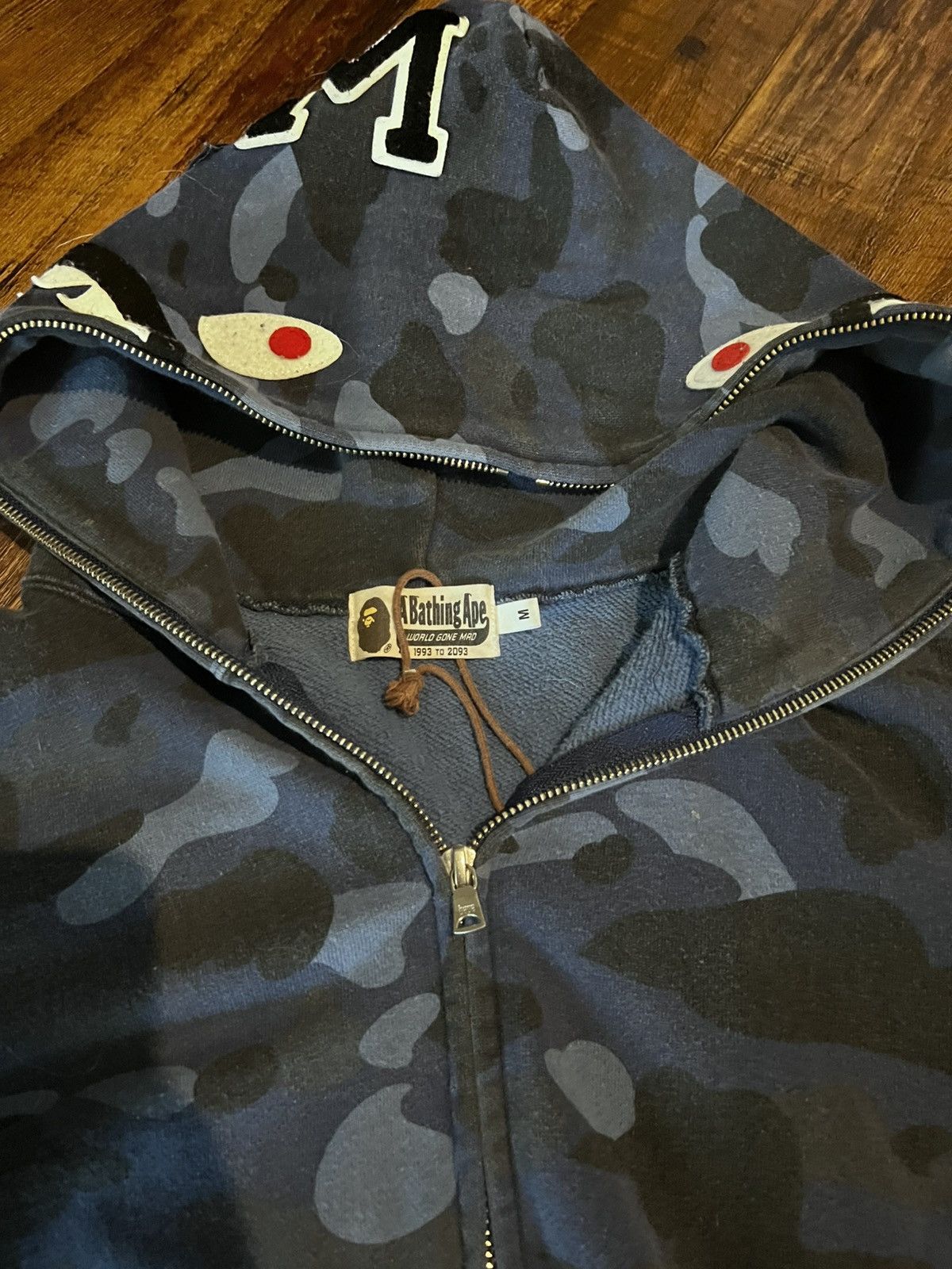 Bape Bape “busy shark” hoodie Size US M / EU 48-50 / 2 - 4 Thumbnail