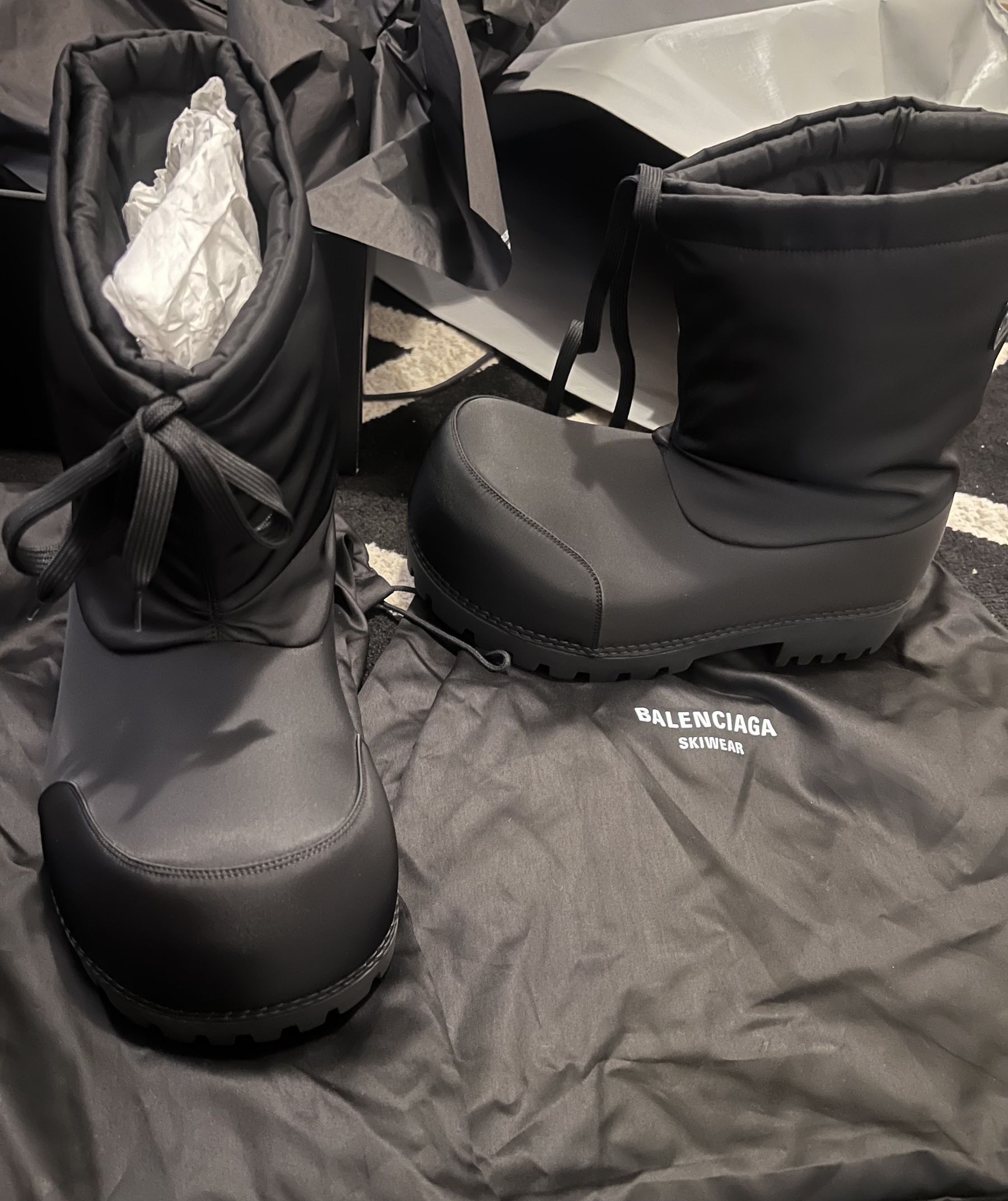 Balenciaga Balenciaga Alaska Low Boot Size US 8.5 / EU 41-42 - 2 Thumbnail
