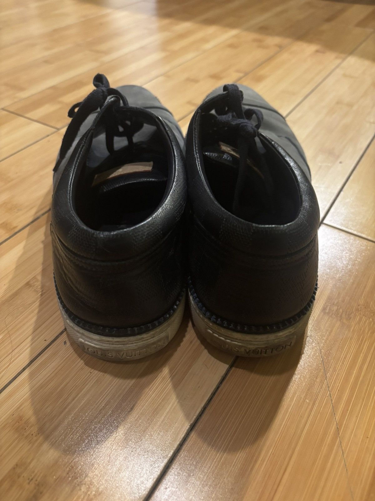 Louis Vuitton Men’s gray & blue sneakers.mf2607 Size US 7.5 / EU 40-41 - 3 Thumbnail