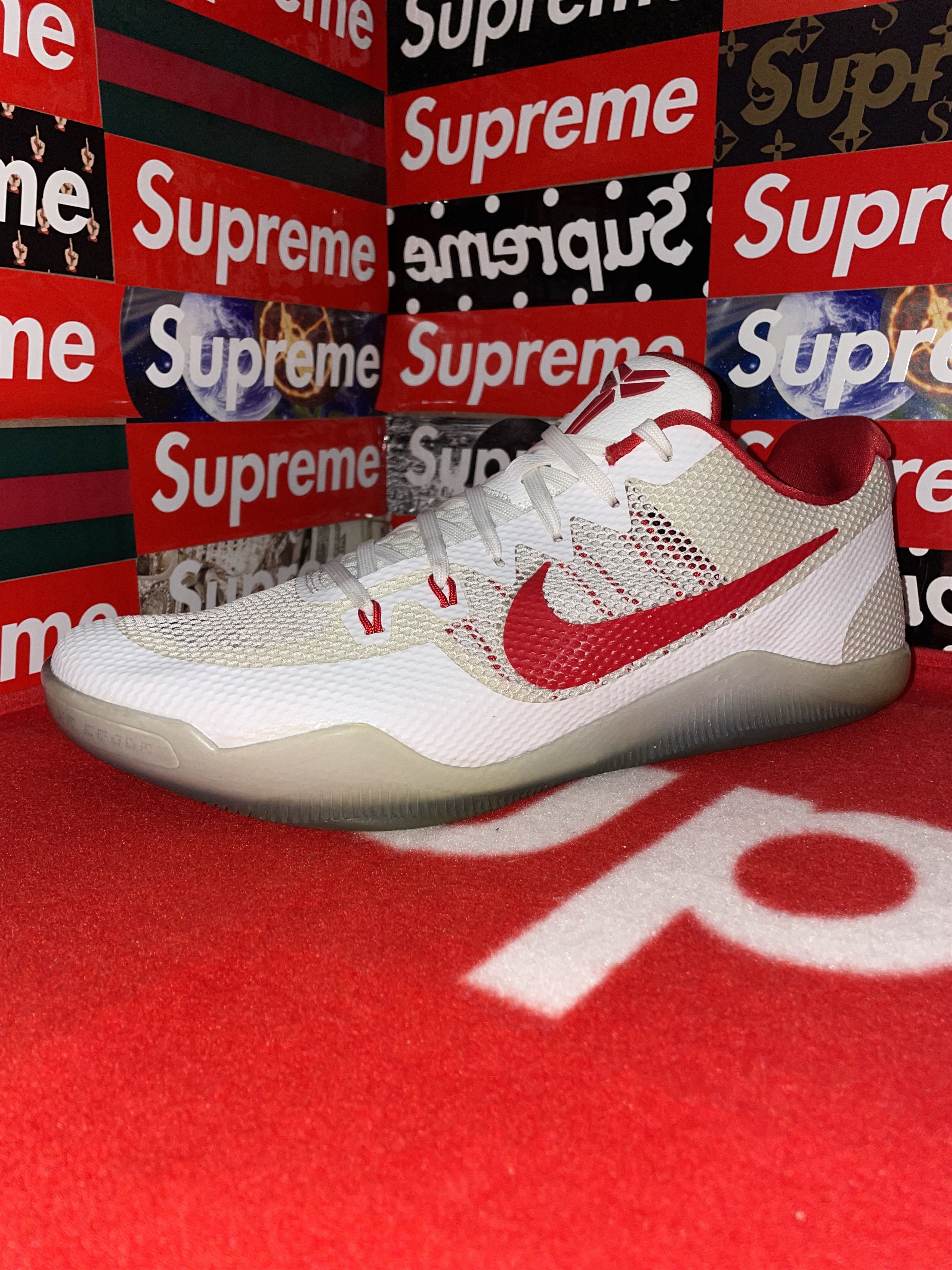 Nike Nike Kobe 11 TB “White Gym Red” 856485-161 size 14 Size US 14 / EU 47 - 5 Thumbnail