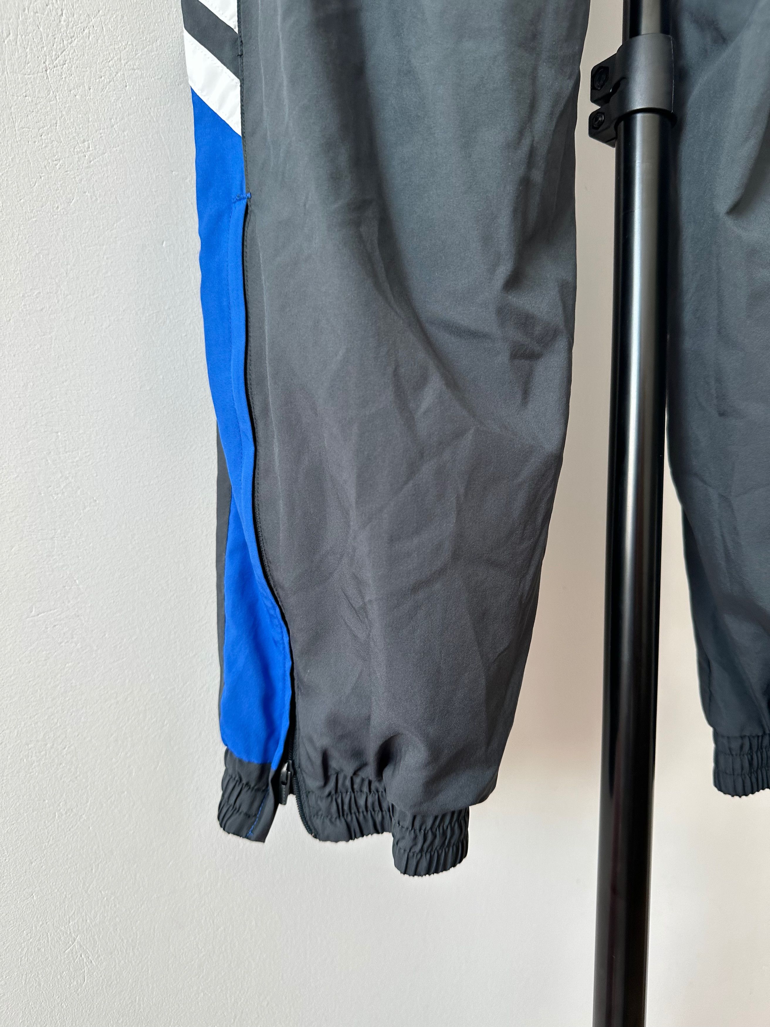 Adidas 00's Adidas Vintage polyester track pants joggers Size US 34 / EU 50 - 10 Thumbnail