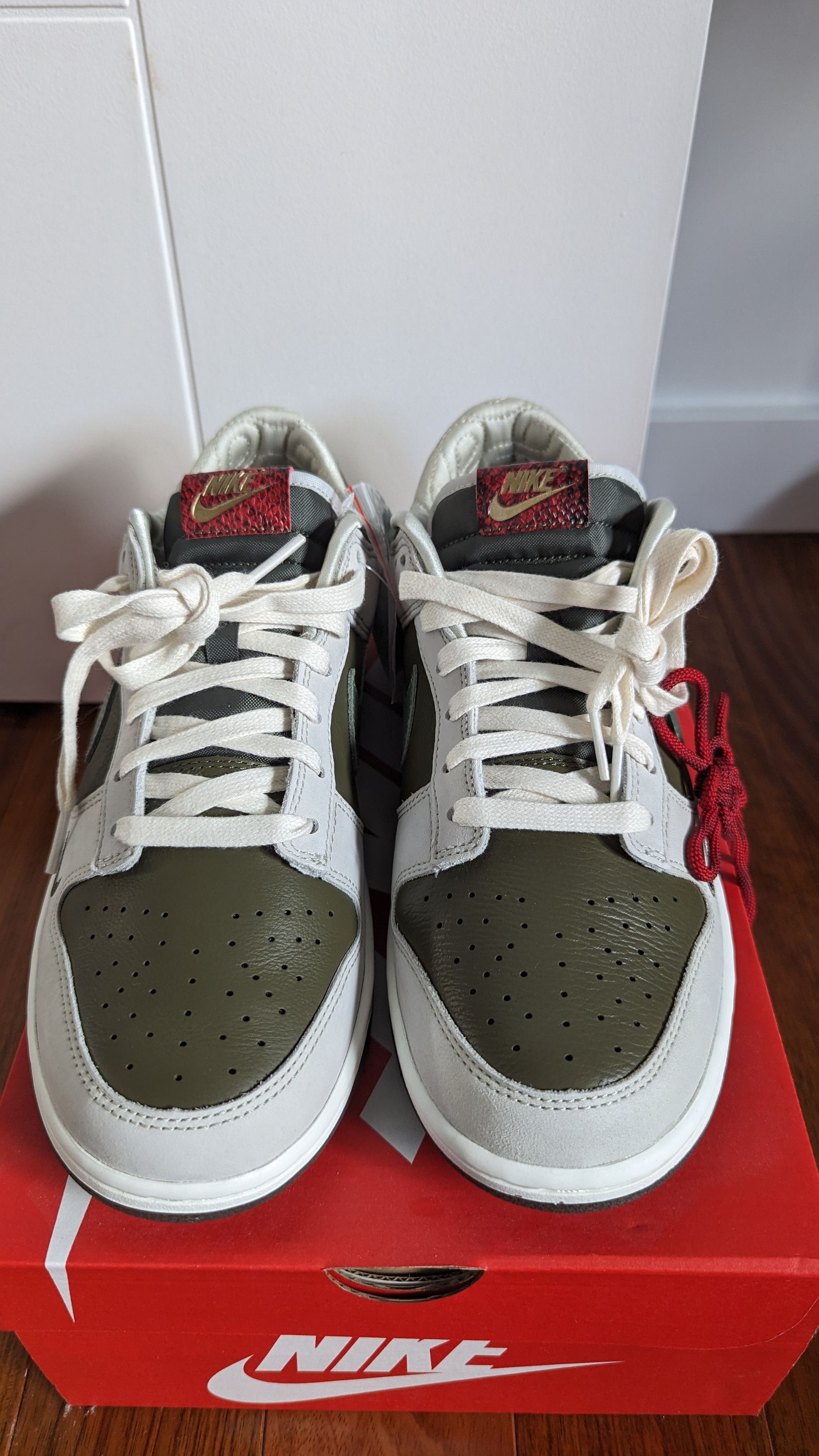 Nike Nike Dunk low 2025 Year of the Snake Size US 10 / EU 43 - 2 Thumbnail