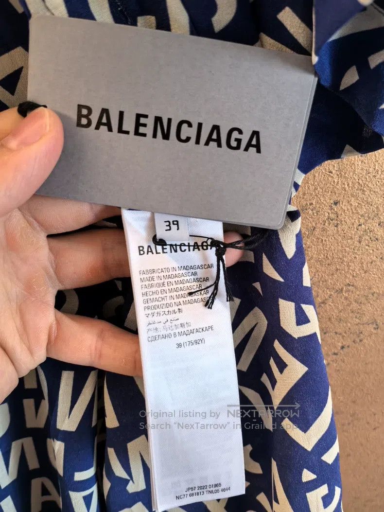 Balenciaga Balenciaga size 39 Classic Full Logo Silk Shirt Size US L / EU 52-54 / 3 - 6 Thumbnail