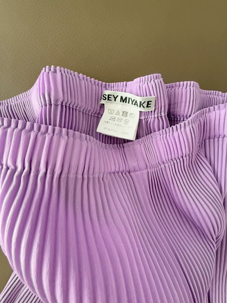 Issey Miyake Issey Miyake size:2 Pink pleated trousers Size 22" - 1 Thumbnail
