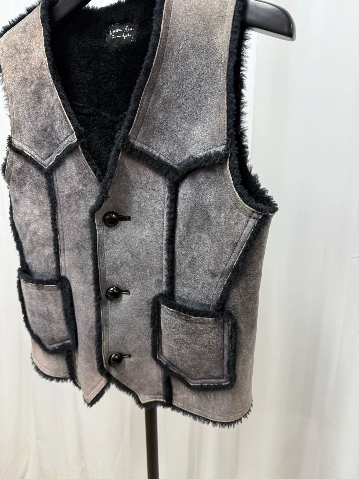 Number (N)ine Number (N)ine 09AW Sheepskin and Fur Patchwork Vest Size US S / EU 44-46 / 1 - 4 Thumbnail