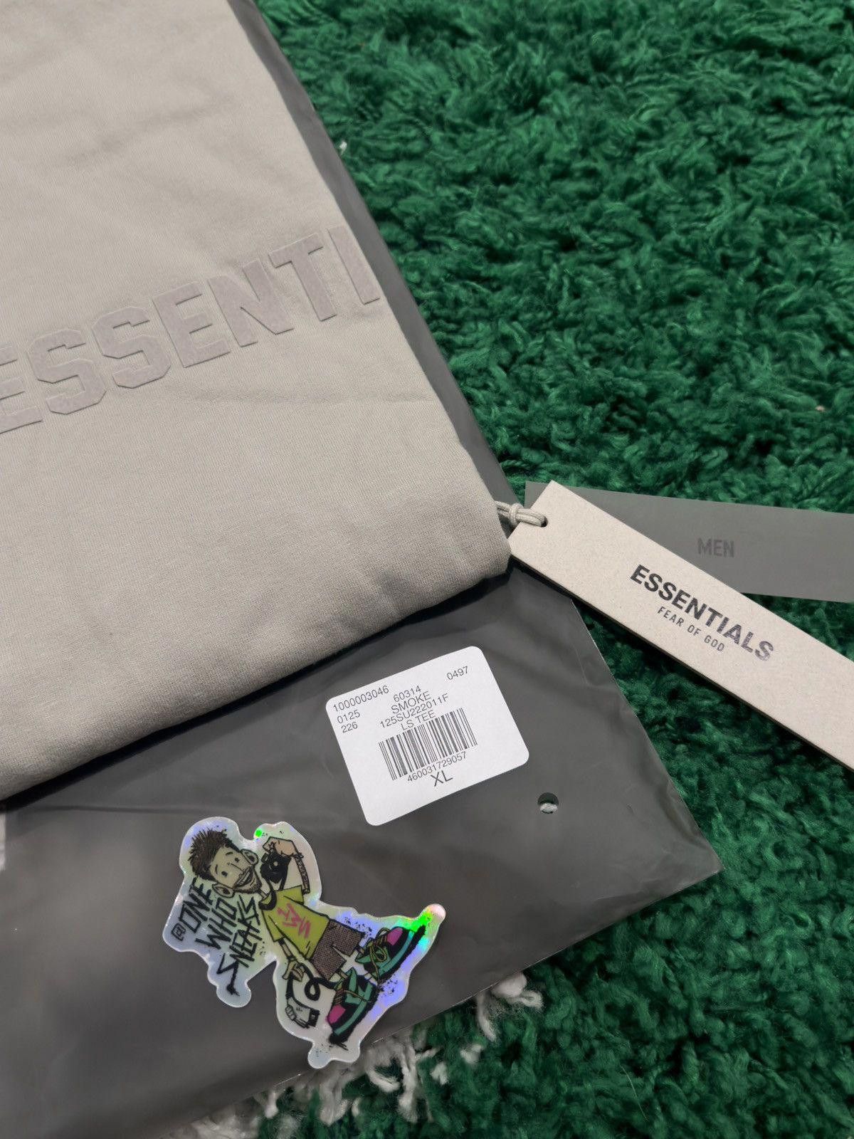 Fear of God Fear of God Essentials L/S Tee Smoke Size XL Size US XL / EU 56 / 4 - 7 Thumbnail
