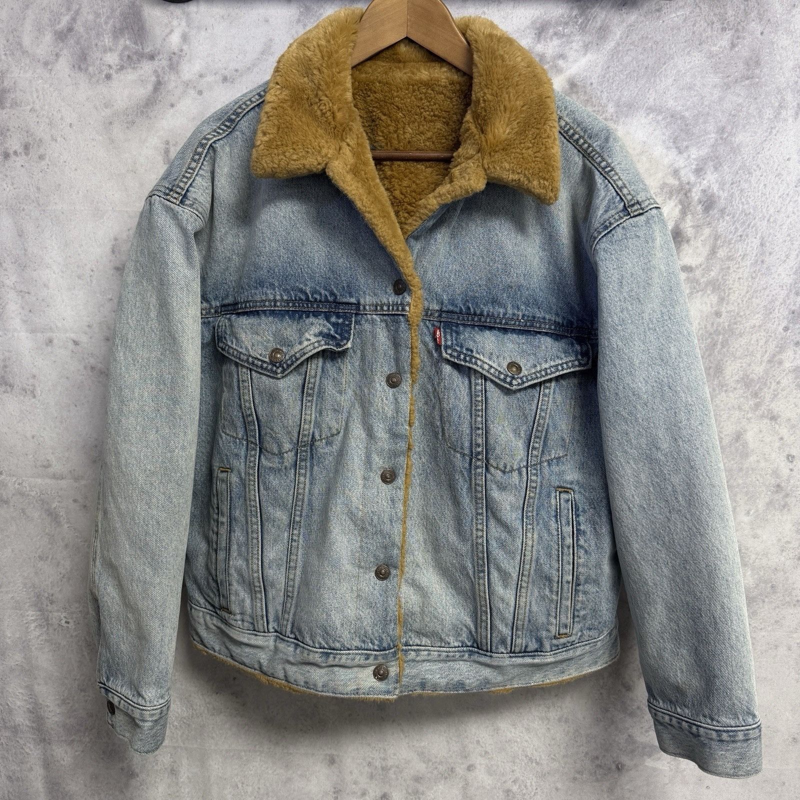 Levi's Levis Vegan Faux Fur Lined Denim Trucker Jacket Size Small Size S / US 4 / IT 40 - 1 Thumbnail
