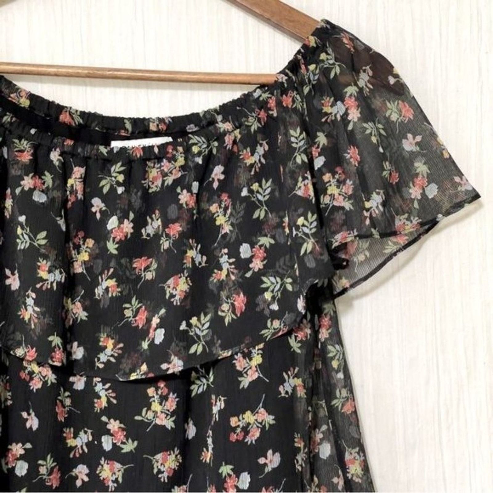 Bailey 44 Bailey 44 Womens Off Shoulder Black Floral Blouse XS Size XS / US 0-2 / IT 36-38 - 4 Thumbnail