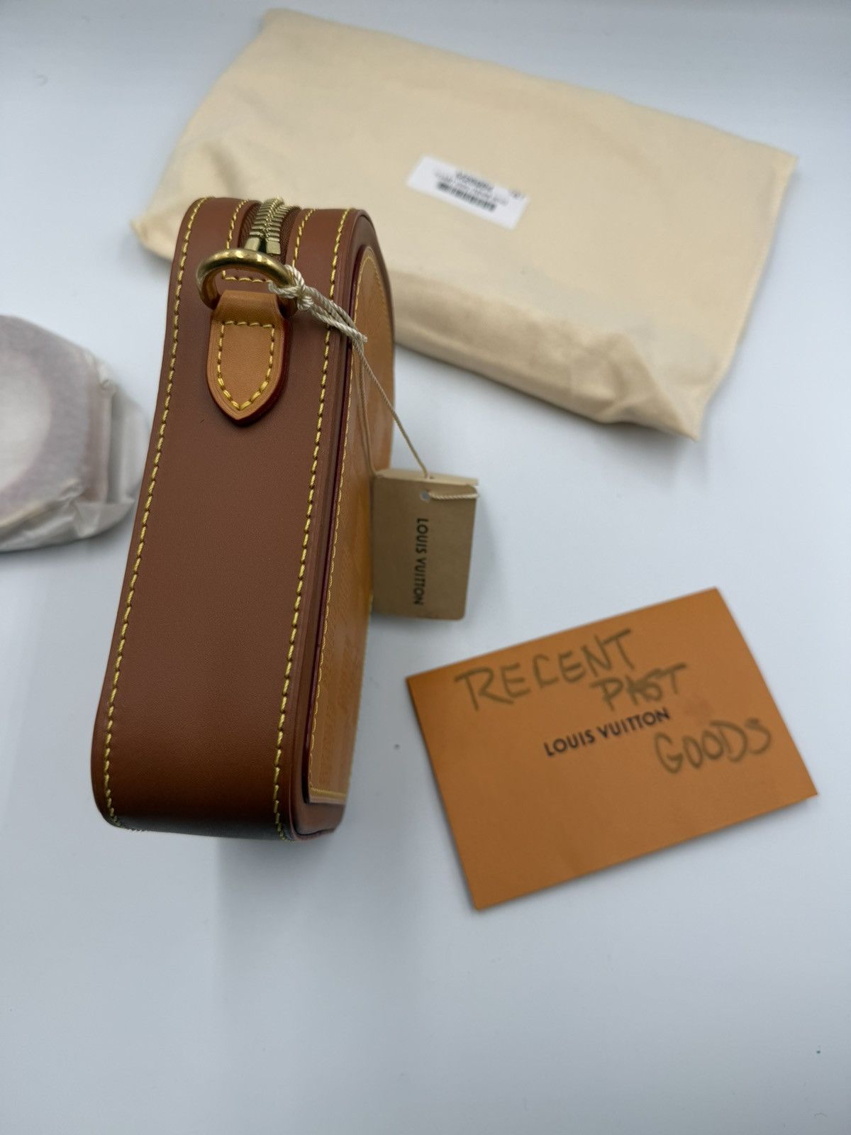 Louis Vuitton Louis Vuitton Ultra Rare M26984 Toast Wearable Wallet Size ONE SIZE - 9 Thumbnail