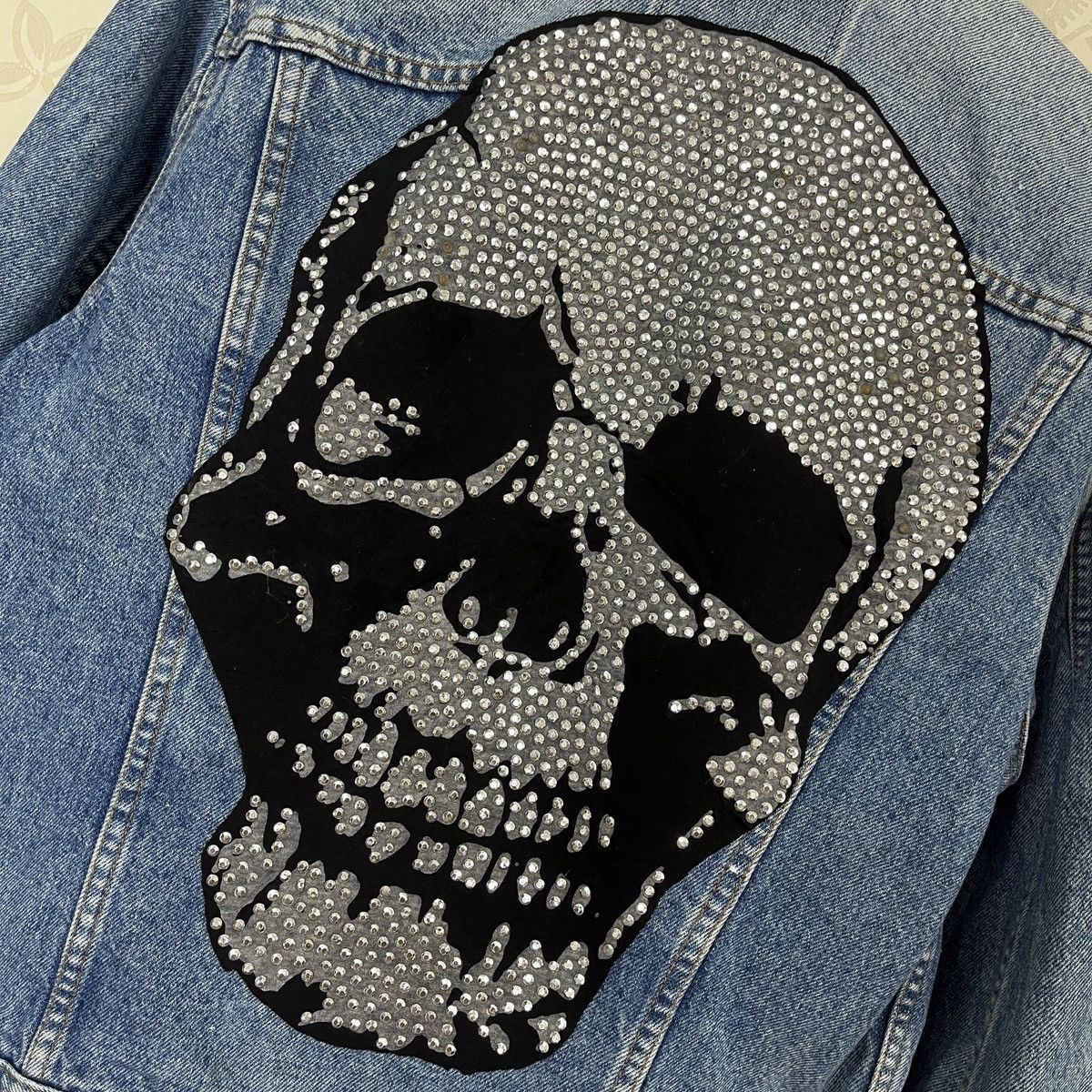 LVC × Levi's Vintage Clothing × Vintage Vintage Levis Trucker Denim Jacket Distressed Skull Patches Size US M / EU 48-50 / 2 - 18 Thumbnail