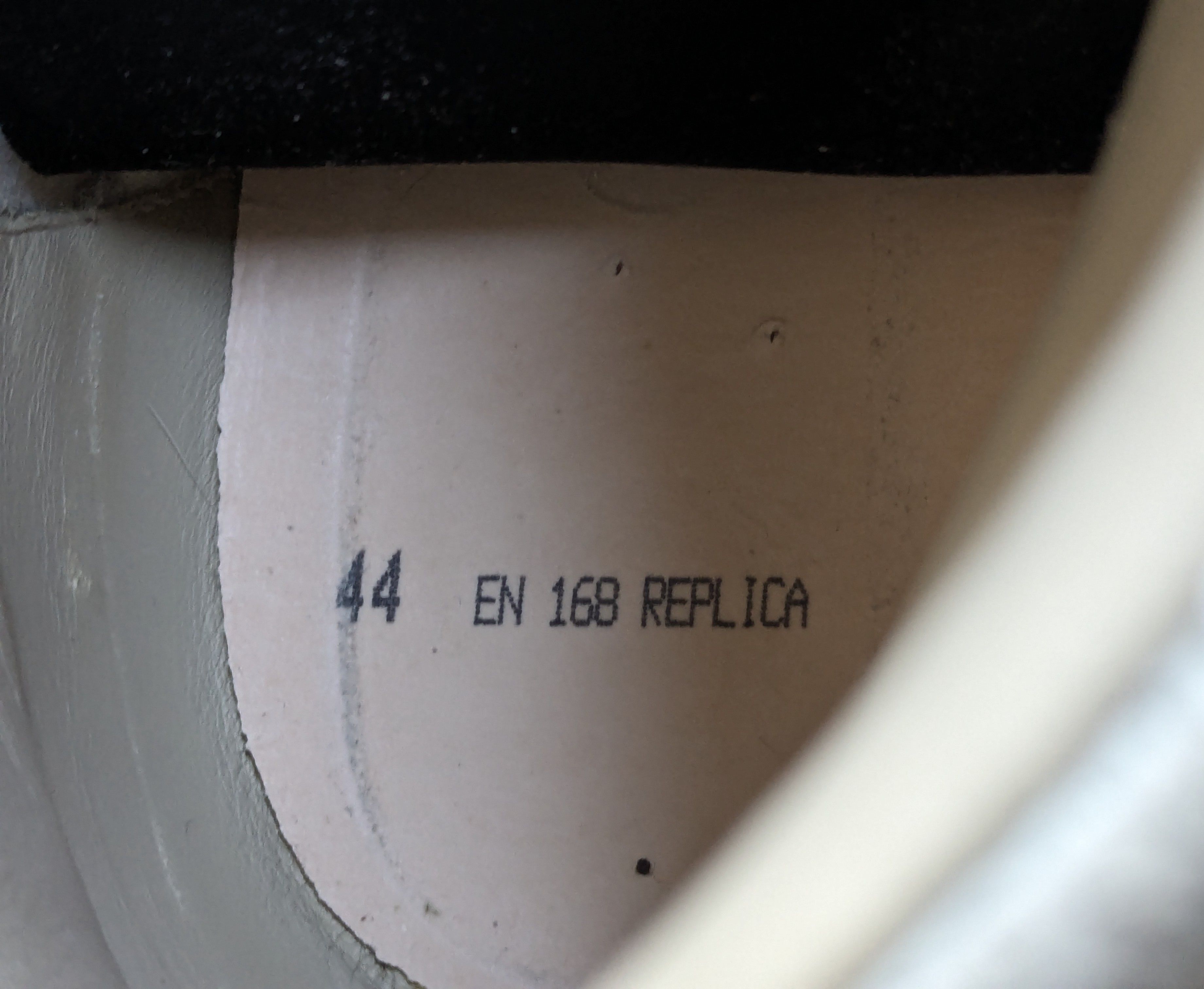 Maison Margiela Maison Margiela GAT Replica White Gray 11 44 Suede High Size US 11 / EU 44 - 9 Thumbnail