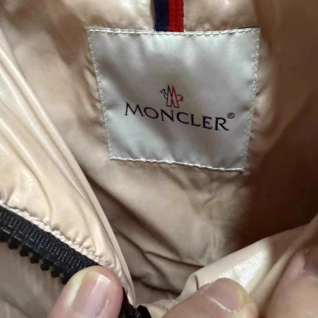 Moncler Moncler Pink Logo Badge Puffer Jacket 0 95 New Size XS / US 0-2 / IT 36-38 - 2 Thumbnail