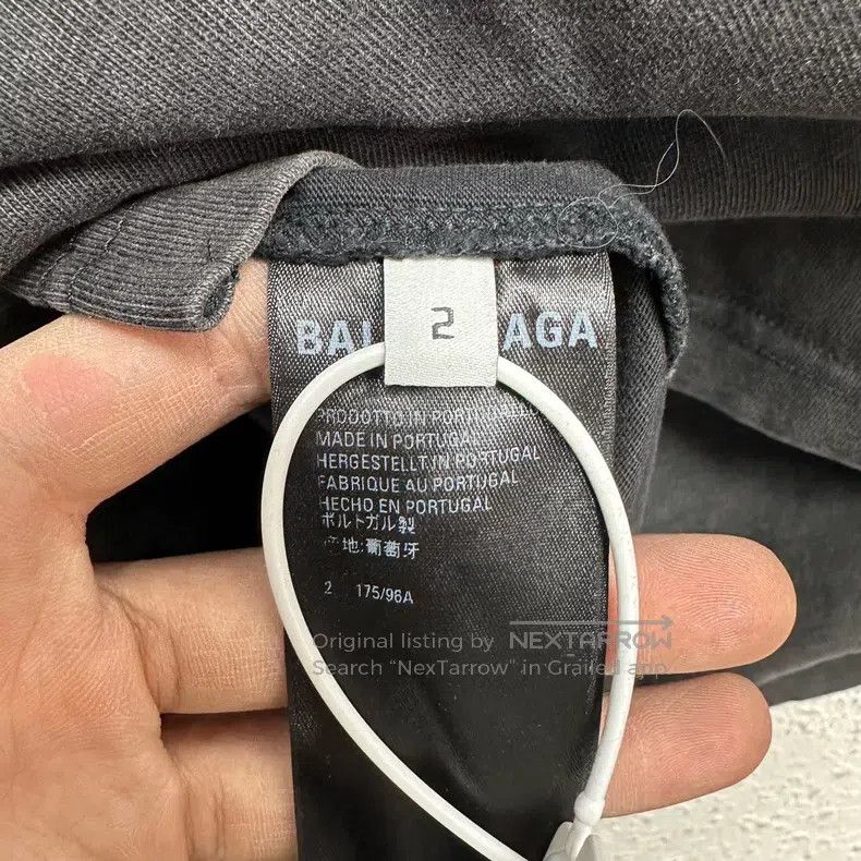 Balenciaga Balenciaga Distressed Black Short Sleeve T-Shirt with Inve Size US M / EU 48-50 / 2 - 4 Thumbnail