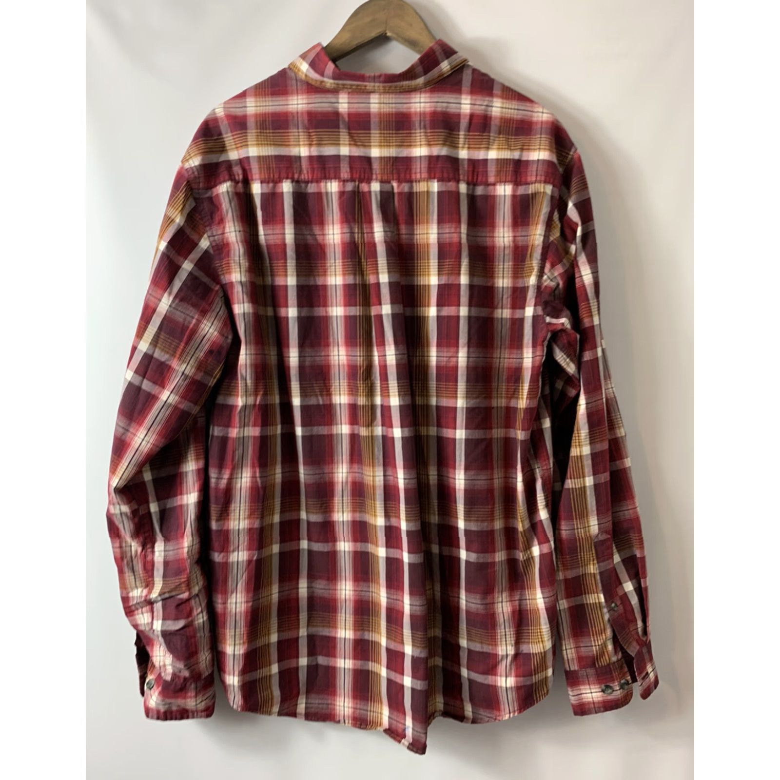 Vintage VINTAGE? Mens Magellan Outdoors Mag Release Plaid Button Front Shirt Size L Loose Fit Size US L / EU 52-54 / 3 - 2 Thumbnail
