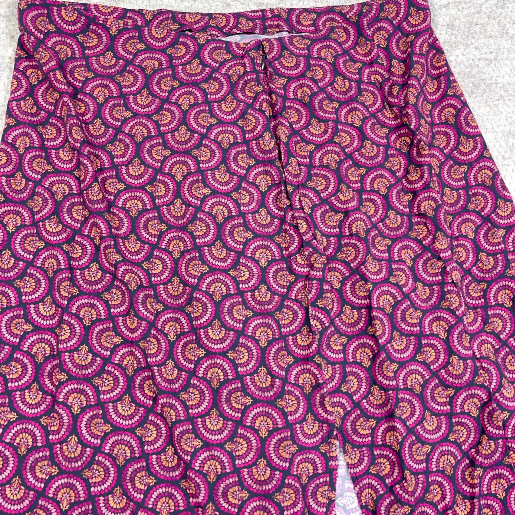 Marine Layer Marine Layer Ryan Skirt Women 12 Purple Fan Print Boho Geometric Midi Slip Size 34" / US 12 / IT 48 - 7 Thumbnail