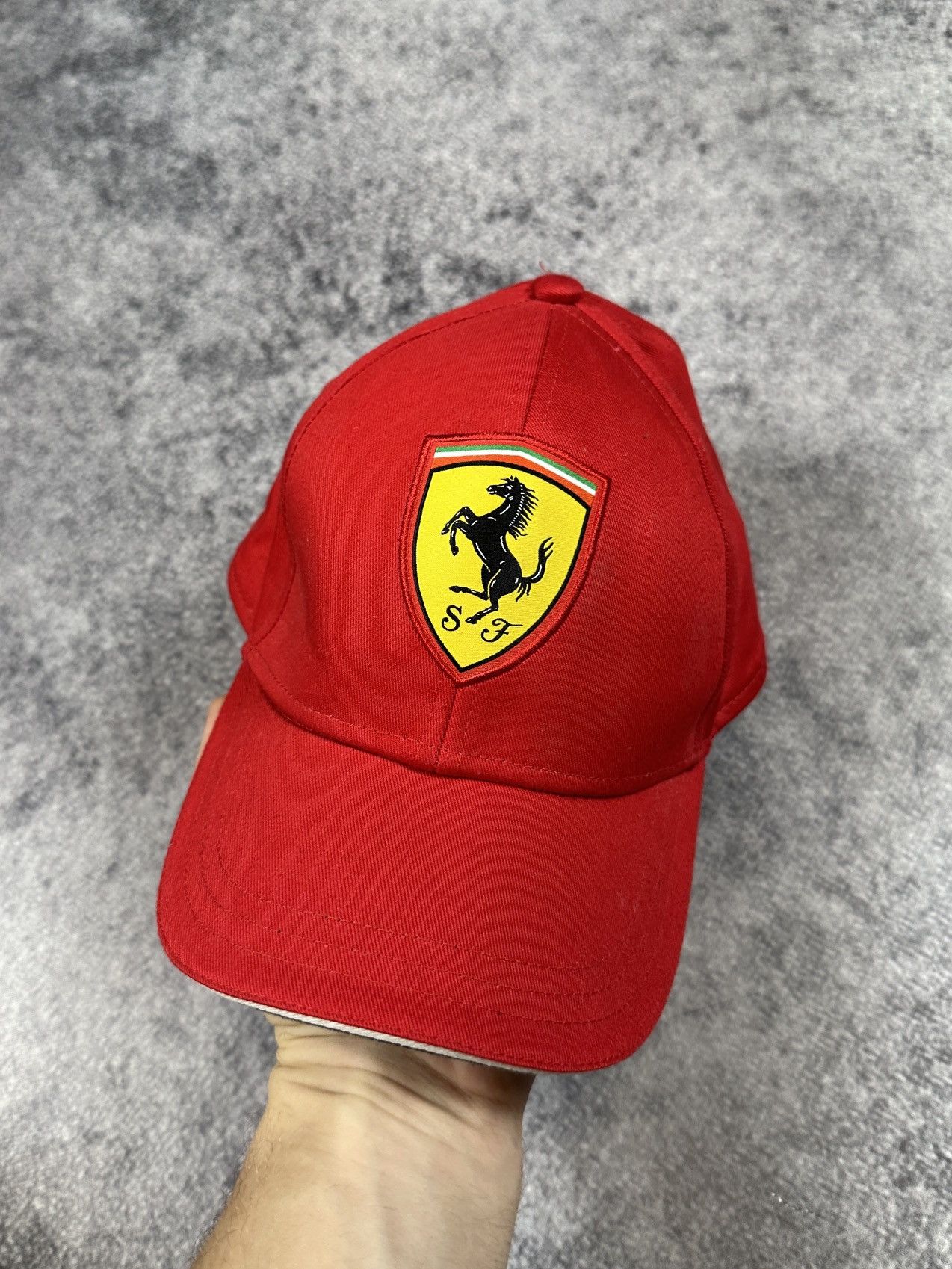 Ferrari Vintage Ferrari Baseball Cap Hat Red Italian F1 Racing Rare Size ONE SIZE - 1 Thumbnail