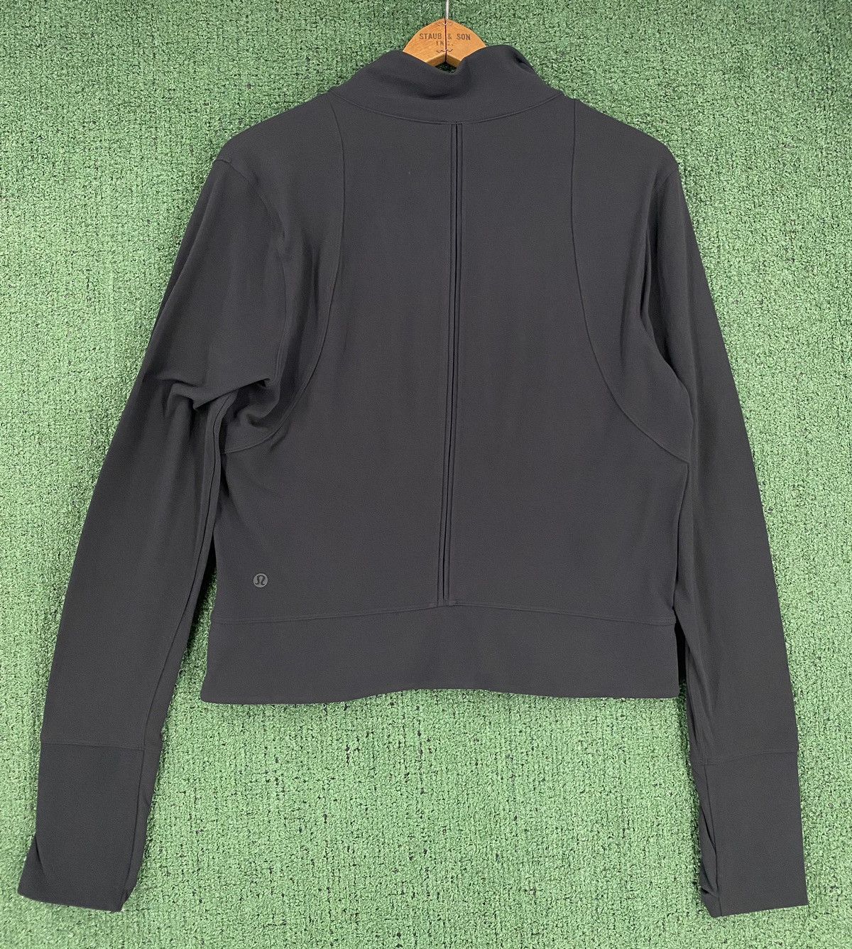 Lululemon Lululemon Full Freedom Black Cropped Jacket Women’s Size 12 Size XL / US 12-14 / IT 48-50 - 4 Thumbnail