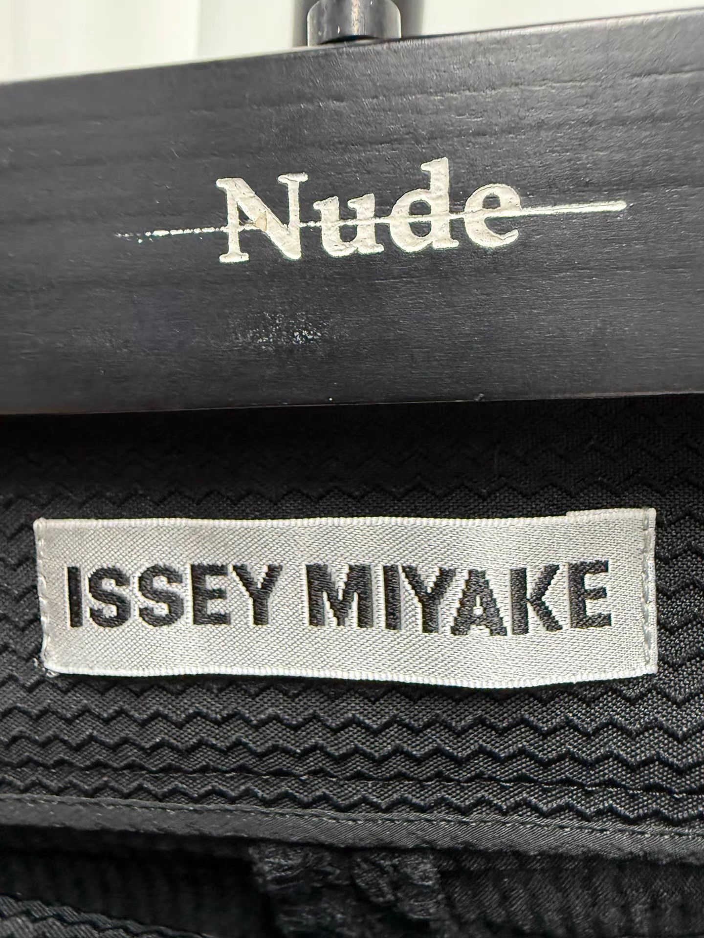 Issey Miyake Issey miyake men Pleated 3D Cropped Pants K20 Size US 33 - 6 Thumbnail
