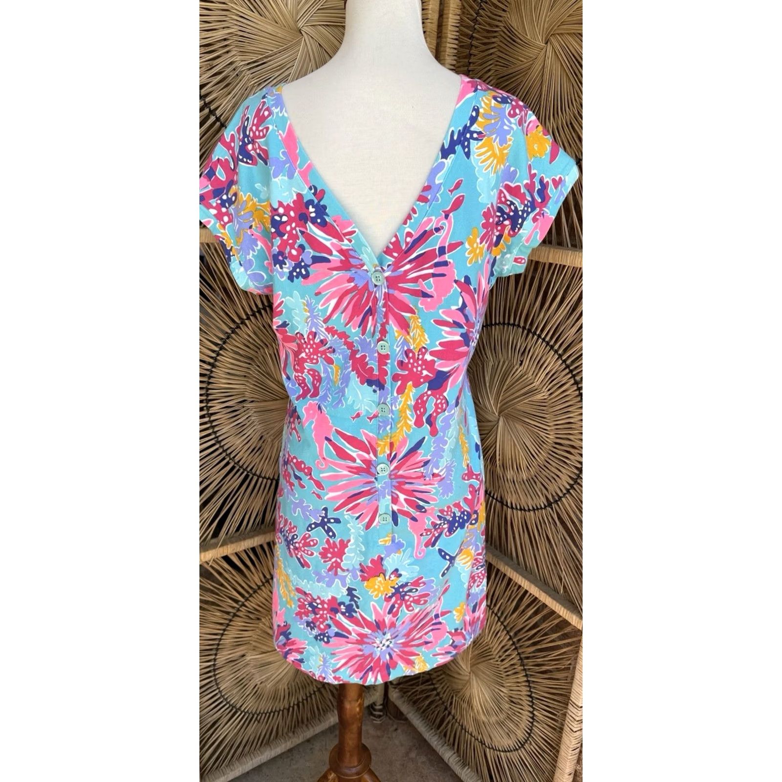 Lilly Pulitzer VINTAGE Lilly Pulitzer Anastasia Dress Shift Women L Blue Button-Back EUC Shirt Girls may vary Size L / US 10 / IT 46 - 4 Thumbnail