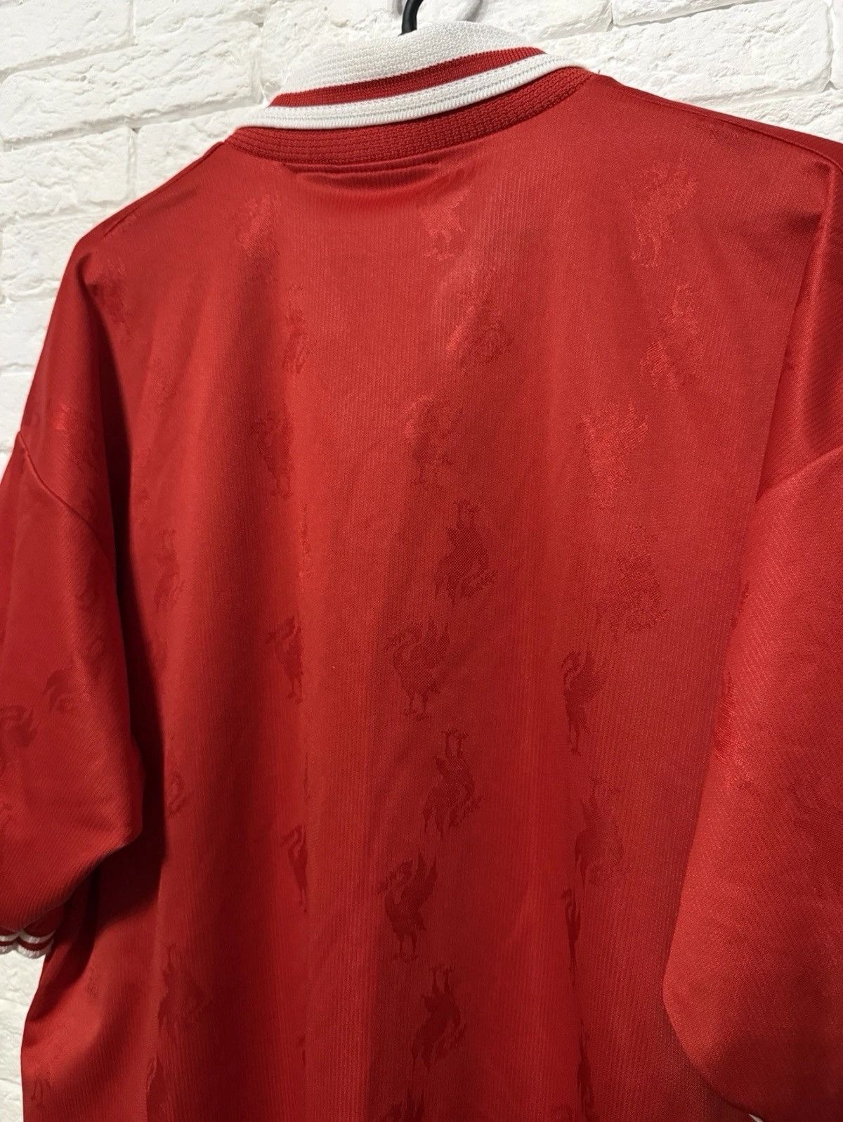 Reebok Vintage Reebok Liverpool 96/97/98 Jersey Home Shirt Size US L / EU 52-54 / 3 - 10 Thumbnail