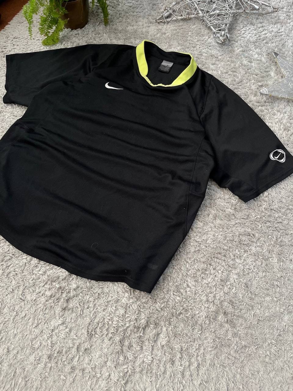 Nike × Vintage 00s Nike T-Shirt Vintage Streetwear Logo Swoosh Rare Size US L / EU 52-54 / 3 - 6 Thumbnail