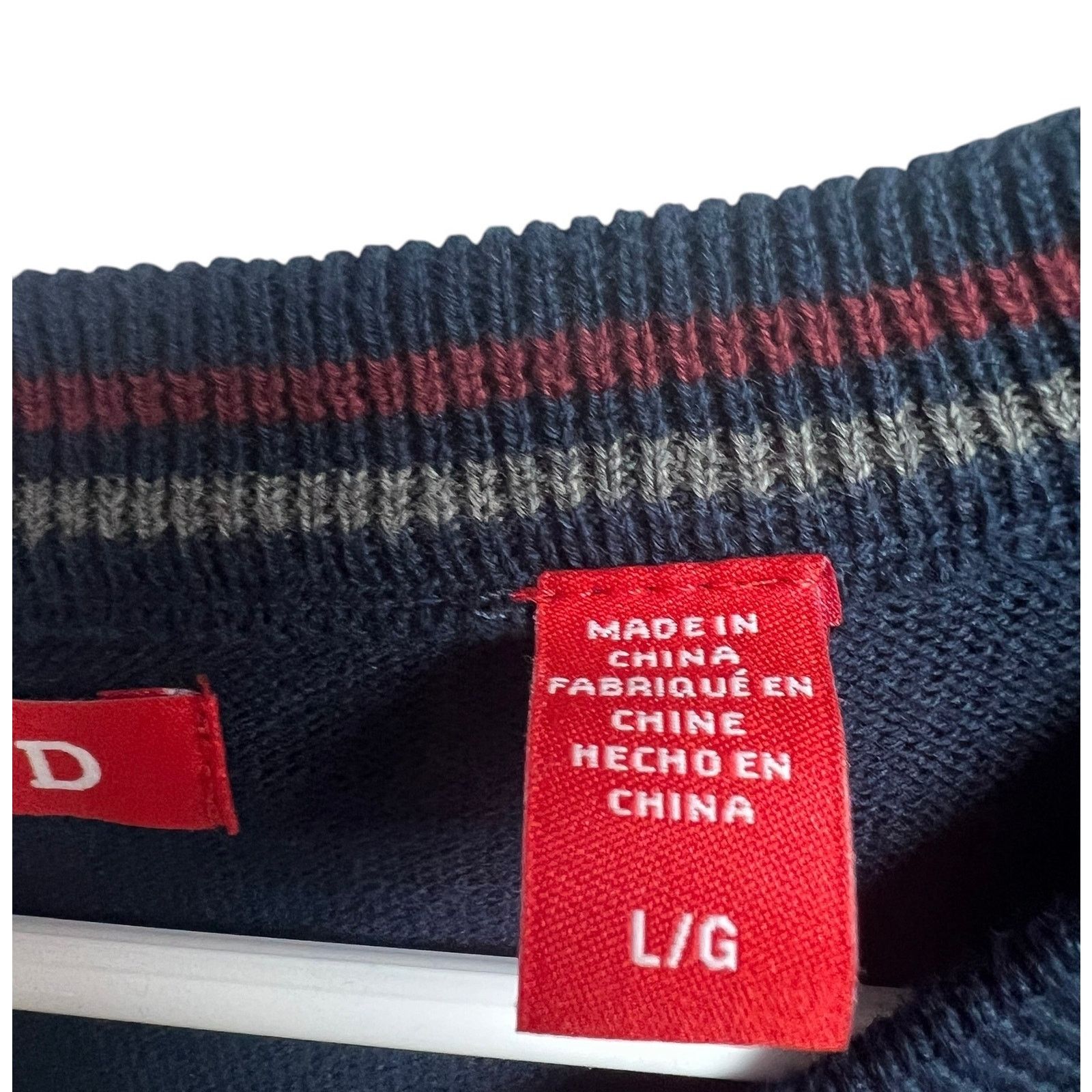 Izod Izod Navy Blue V-Neck Cotton Long Sleeve Sweater Men's Large Size US L / EU 52-54 / 3 - 3 Thumbnail