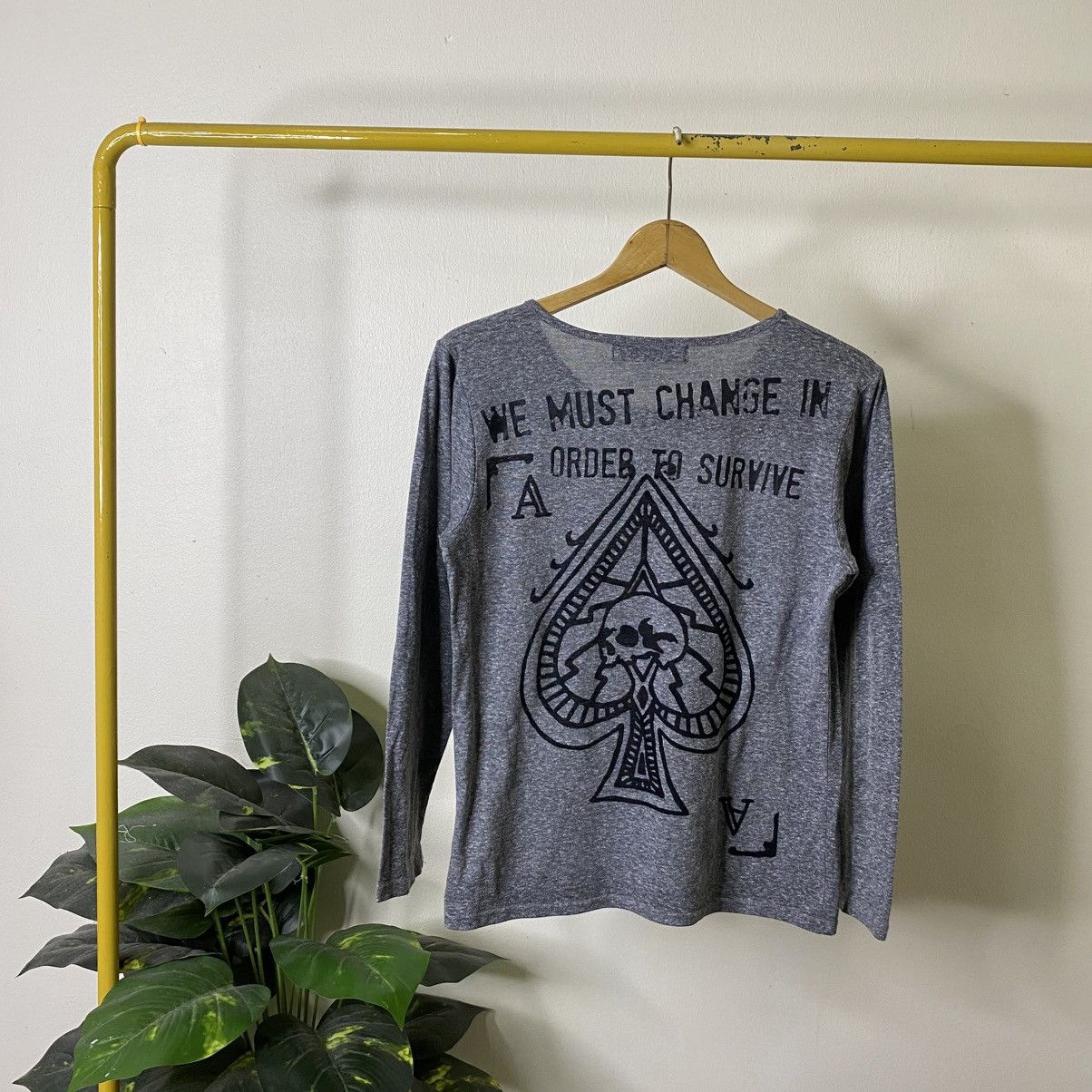 If Six Was Nine Y2K Skulls Spade Cyber Gothic Punk Grunge Emo LGB LS Tee Size M / US 6-8 / IT 42-44 - 1 Thumbnail