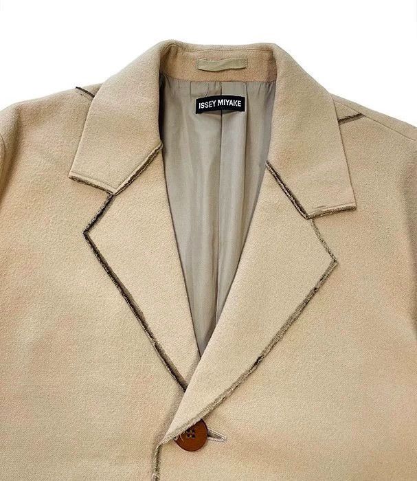 Issey Miyake Issey Miyake Beige fringed wool coat Size M / US 6-8 / IT 42-44 - 3 Thumbnail
