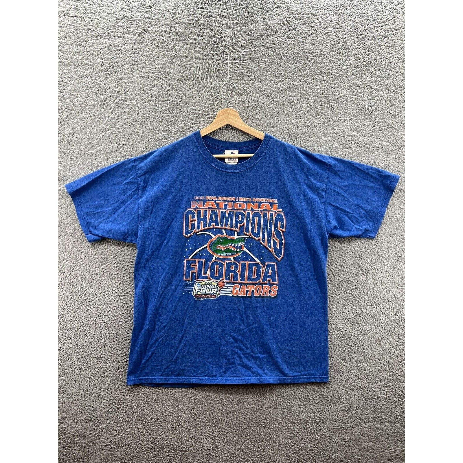 Other Three Gators Football Basketball Champions 2006 T-Shirts Size US XL / EU 56 / 4 - 2 Thumbnail