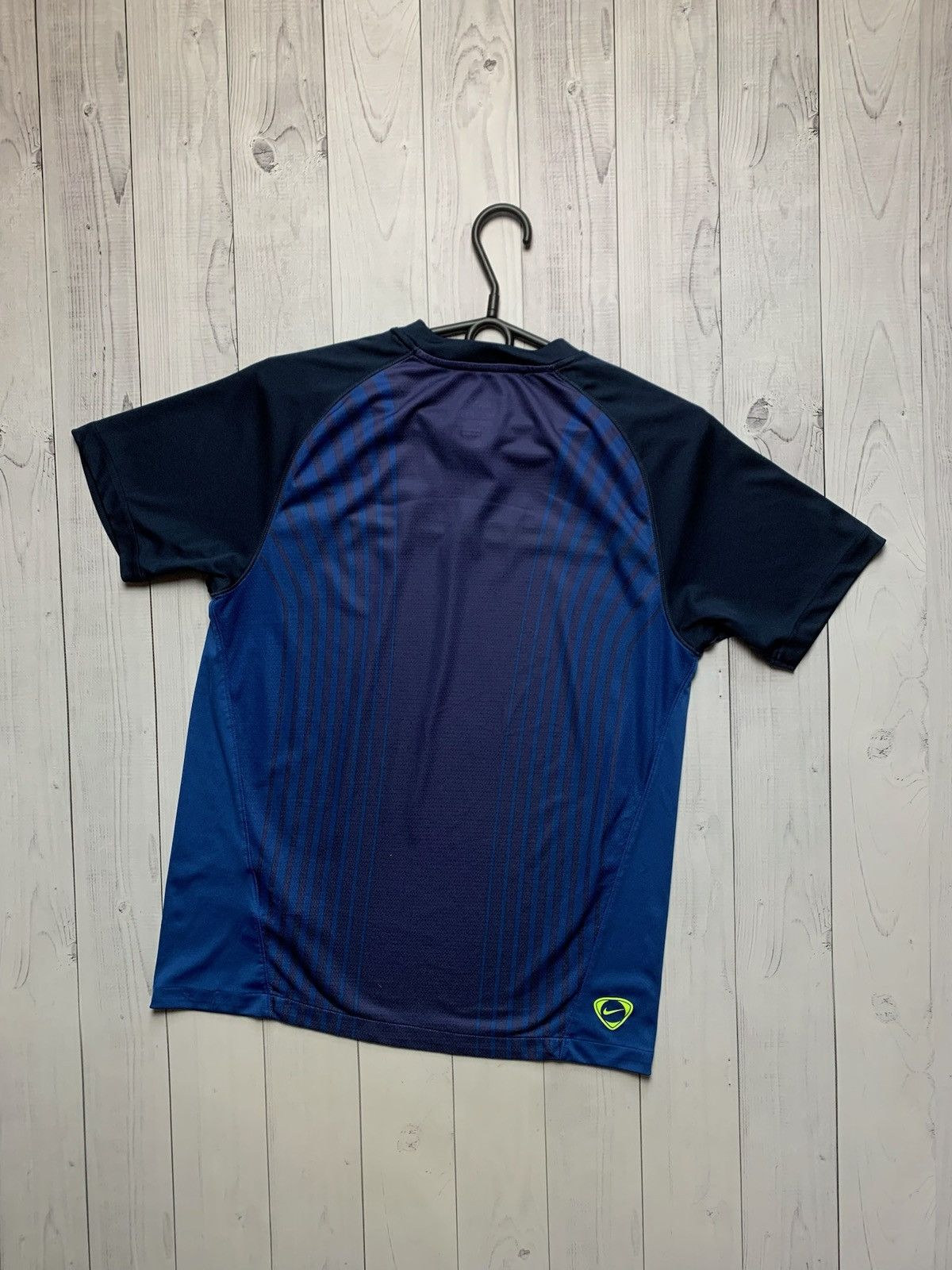 Nike × Vintage Vintage Nike Barcelona soccer jersey size Xs Size US XS / EU 42 / 0 - 8 Thumbnail