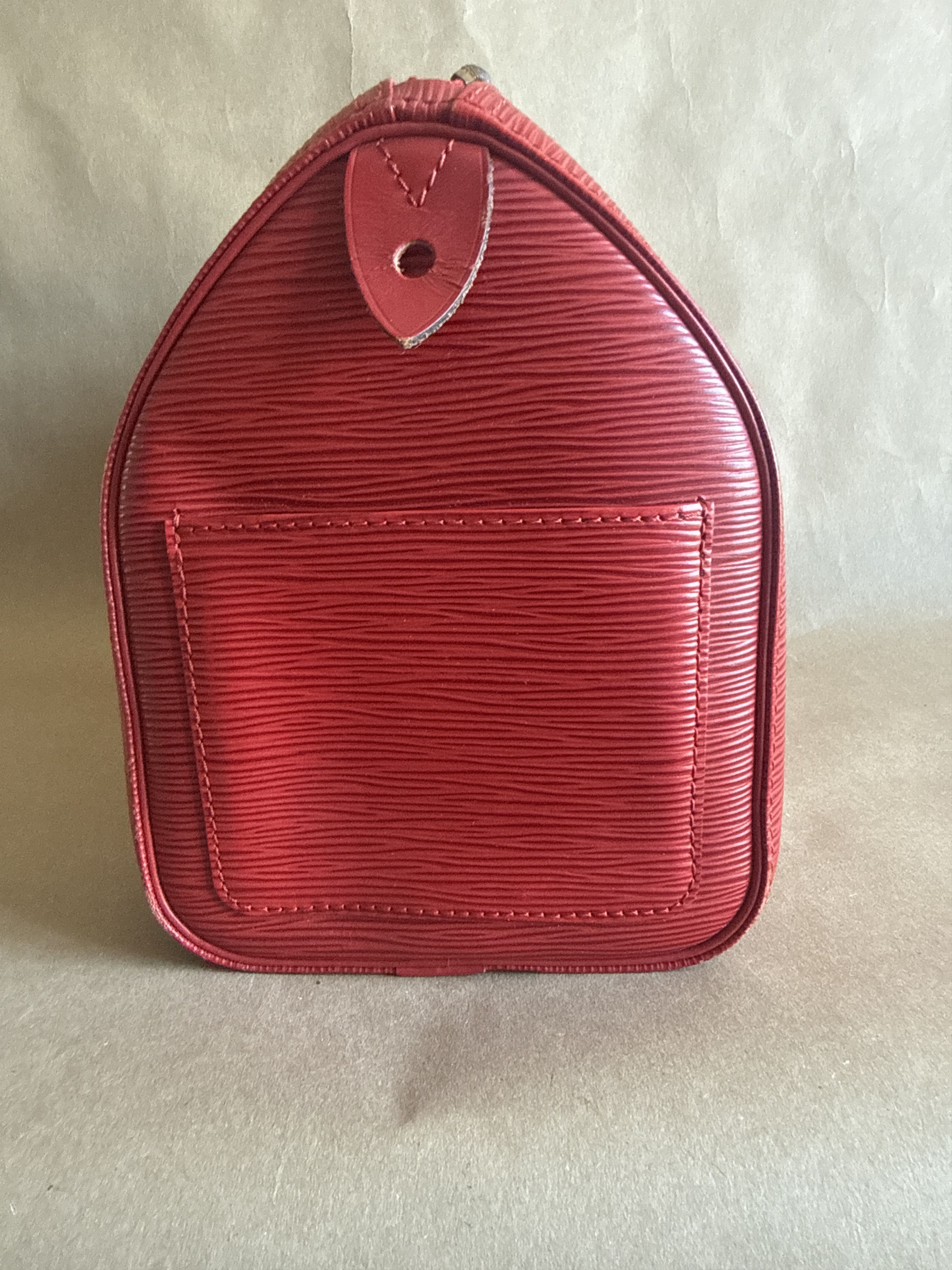Louis Vuitton Louis Vuitton Speedy 25 in Epi Leather Size ONE SIZE - 19 Thumbnail