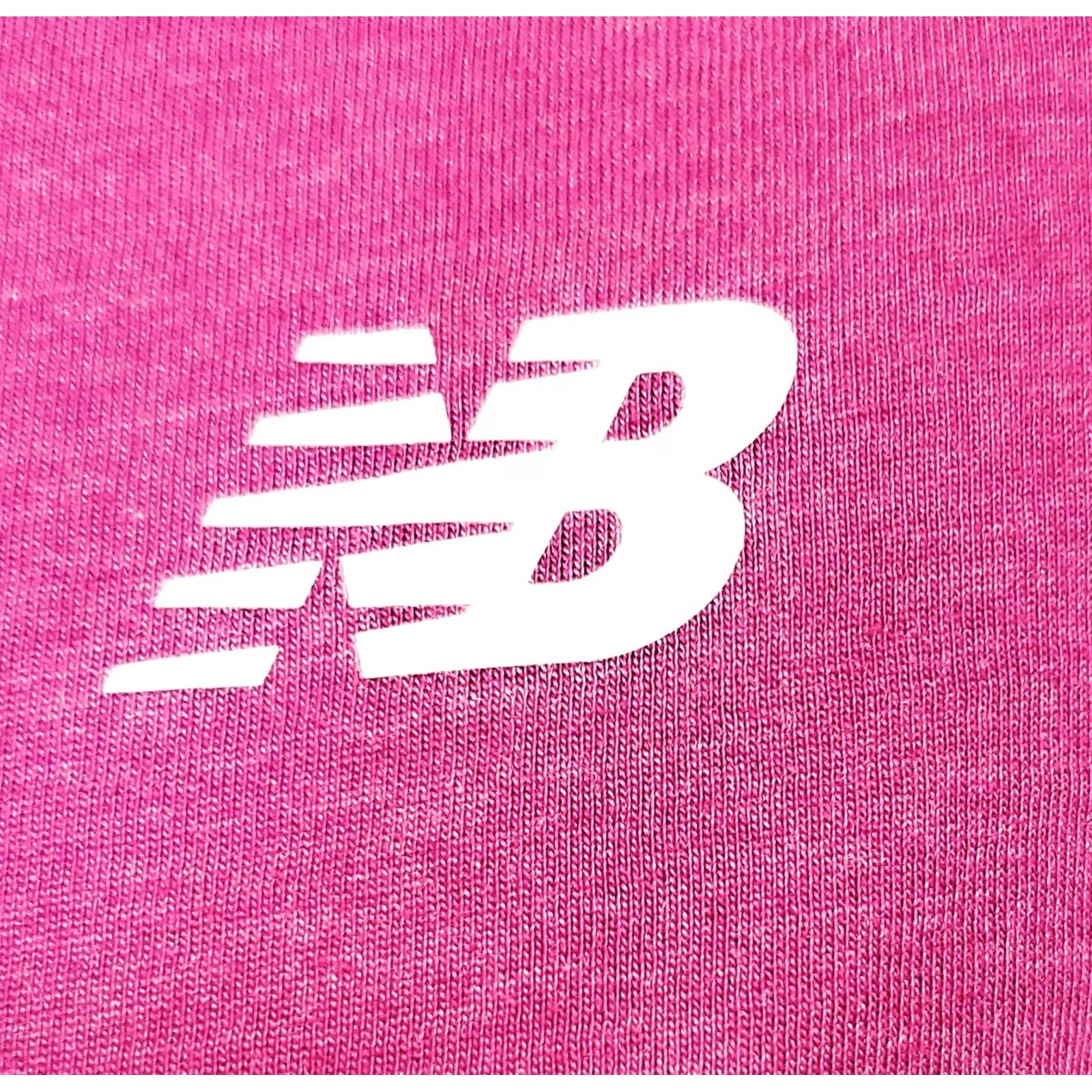 New Balance New Balance Womens Athletic T-Shirt Magenta S Relentless Crew WT01157 MLH Size S / US 4 / IT 40 - 2 Thumbnail