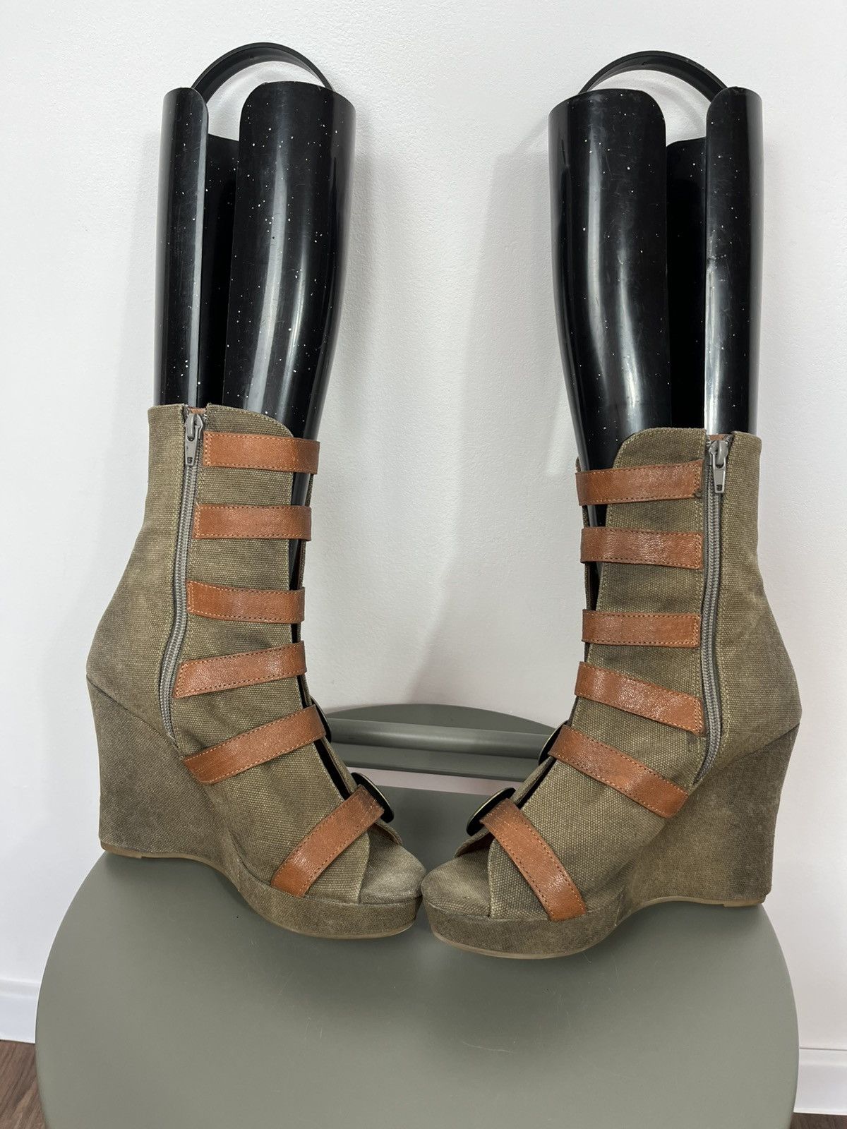 Other Gladiator Wedge Sandals Multi Buckle Straps Canvas EU 38 Size US 7 / IT 37 - 9 Thumbnail