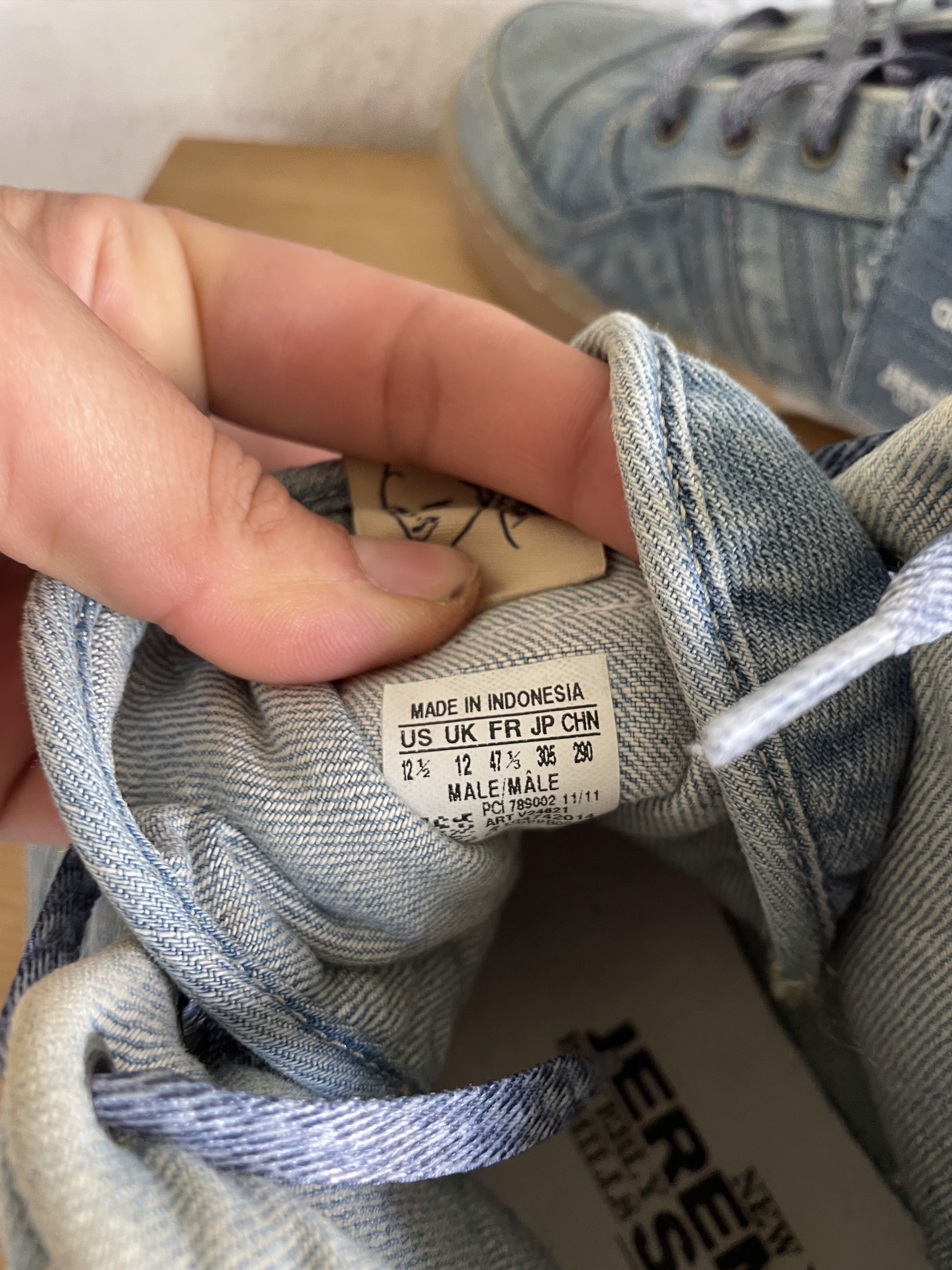 Adidas × Jeremy Scott JS Denim Wings Sneakers Size US 12.5 / EU 45-46 - 9 Thumbnail