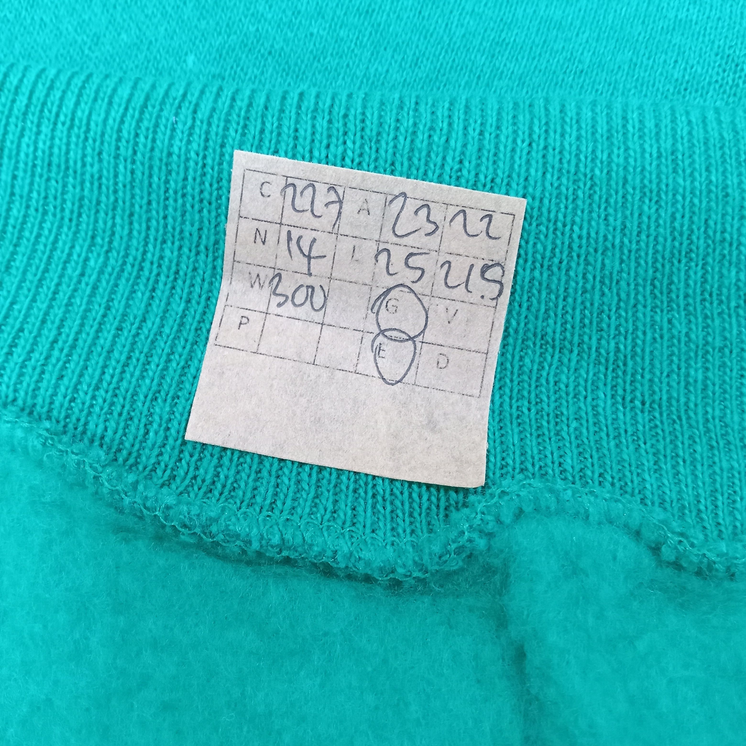 Vintage 90's Noel Christmas Tree Streetwear Sweatshirt C227N14 Size US L / EU 52-54 / 3 - 7 Thumbnail