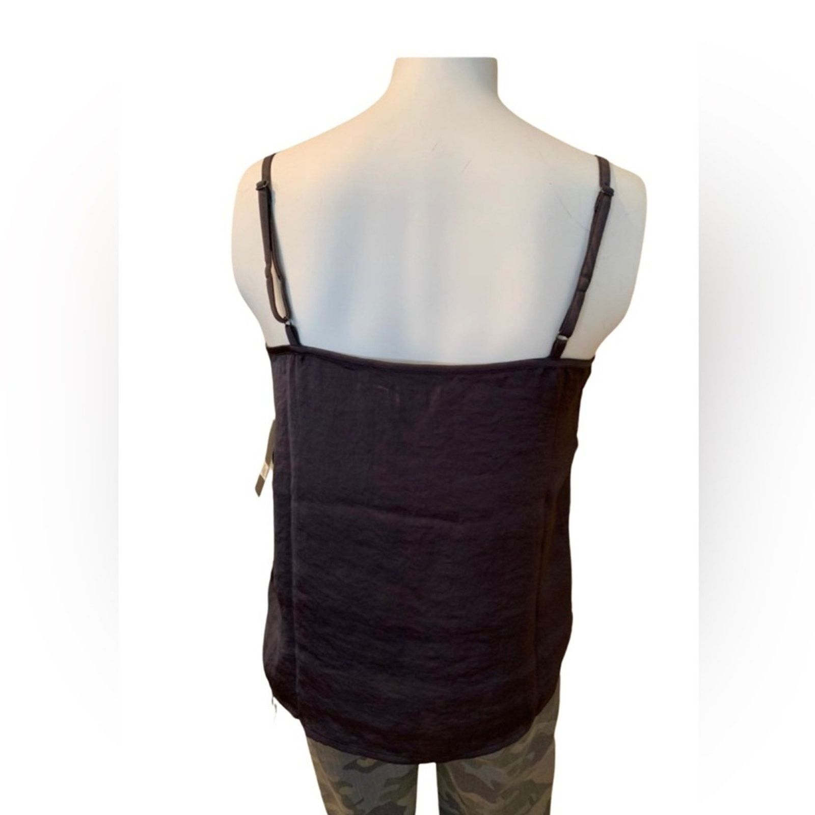Lucky Brand Lucky Brand Grey Adjustable Strap V Neck Tank Top Size XS Size XS / US 0-2 / IT 36-38 - 4 Thumbnail