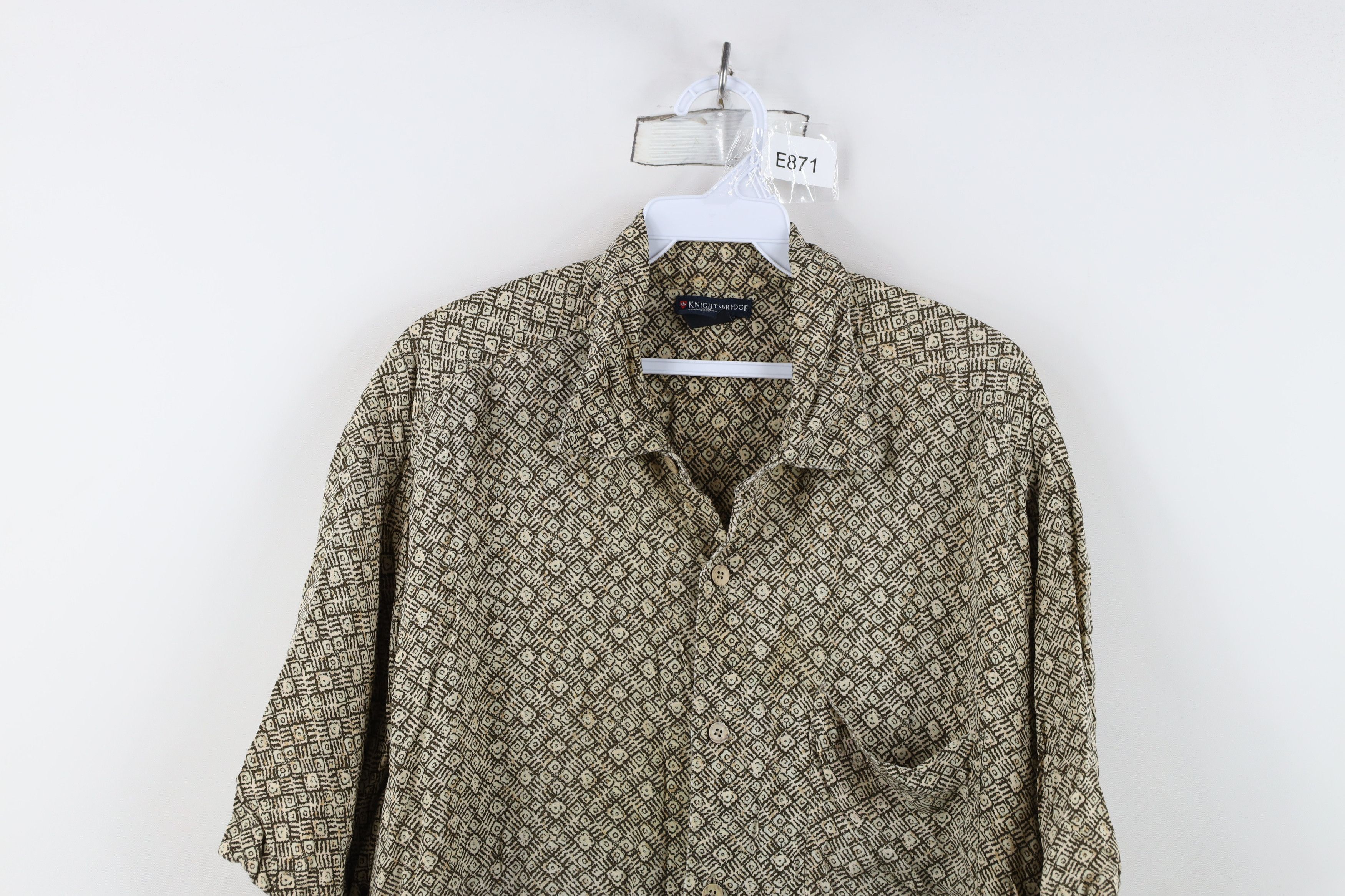 Vintage Vintage 90s Streetwear Rayon Geometric Collared Button Shirt Size US XL / EU 56 / 4 - 2 Thumbnail
