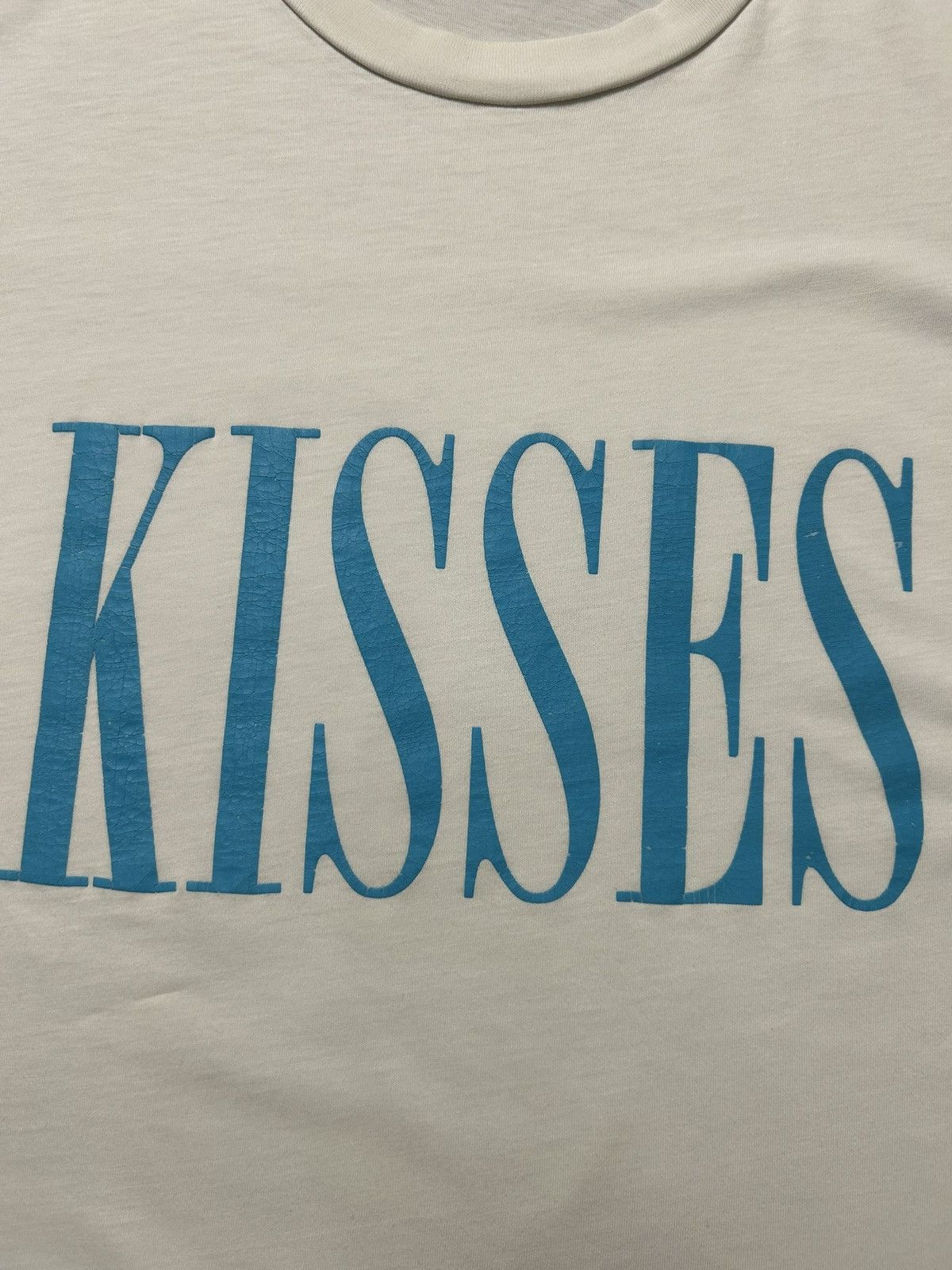 Amiri Amiri Kisses Big Logo Crewneck White T-Shirt Made in USA Size US XL / EU 56 / 4 - 9 Thumbnail