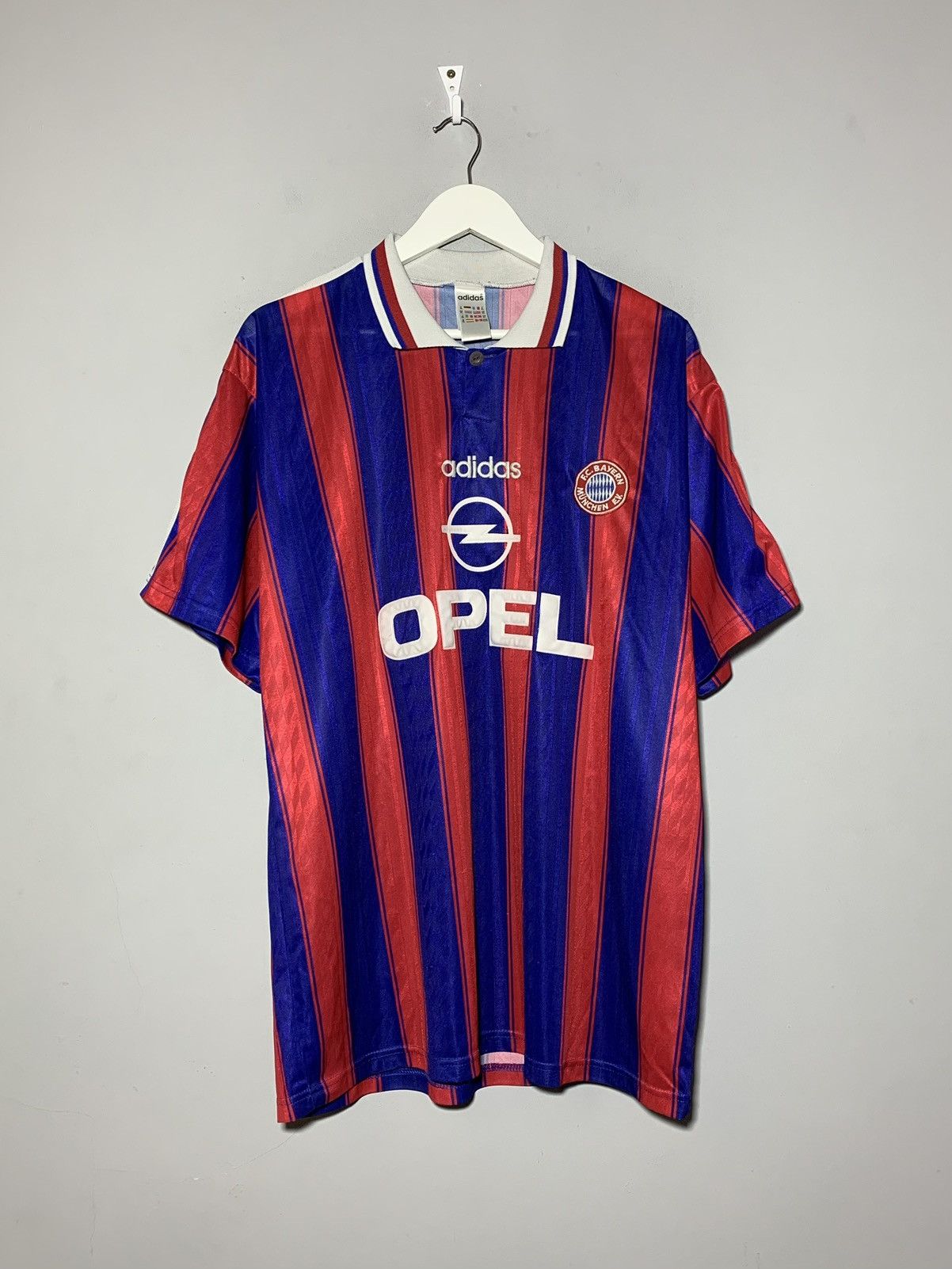 Adidas × Vintage Bayern Munchen 1996/97 Vintage Y2k Streetwear Football Shirt Size US XL / EU 56 / 4 - 1 Thumbnail