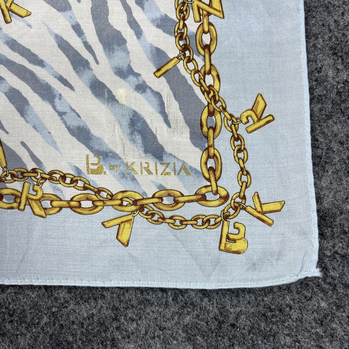 Krizia Uomo Krizia Handkerchief / Neckerchief / Headscarf B1772 Size ONE SIZE - 2 Thumbnail