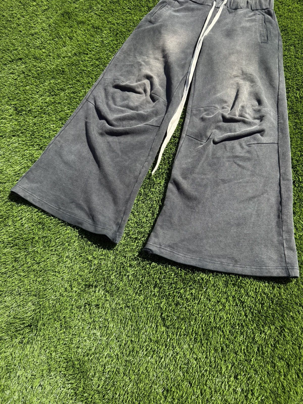 Other Astrophe Apparel Dark Grey Sweatpants Size US 30 / EU 46 - 3 Thumbnail