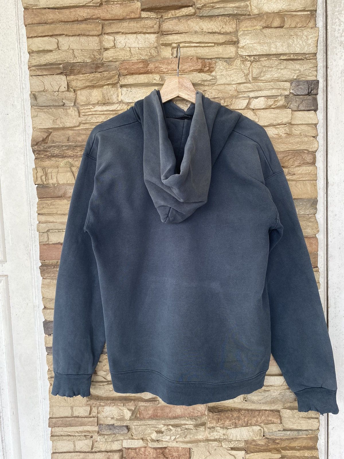Thrasher × Vintage Vintage Distressed Thrasher Faded Hoodie Thrashed Size US L / EU 52-54 / 3 - 5 Thumbnail