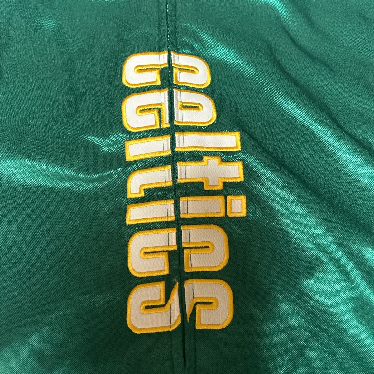Reebok 90-00’s Reebok NBA Hardwood Boston Celtics Swing Hoodie Size US XL / EU 56 / 4 - 2 Thumbnail