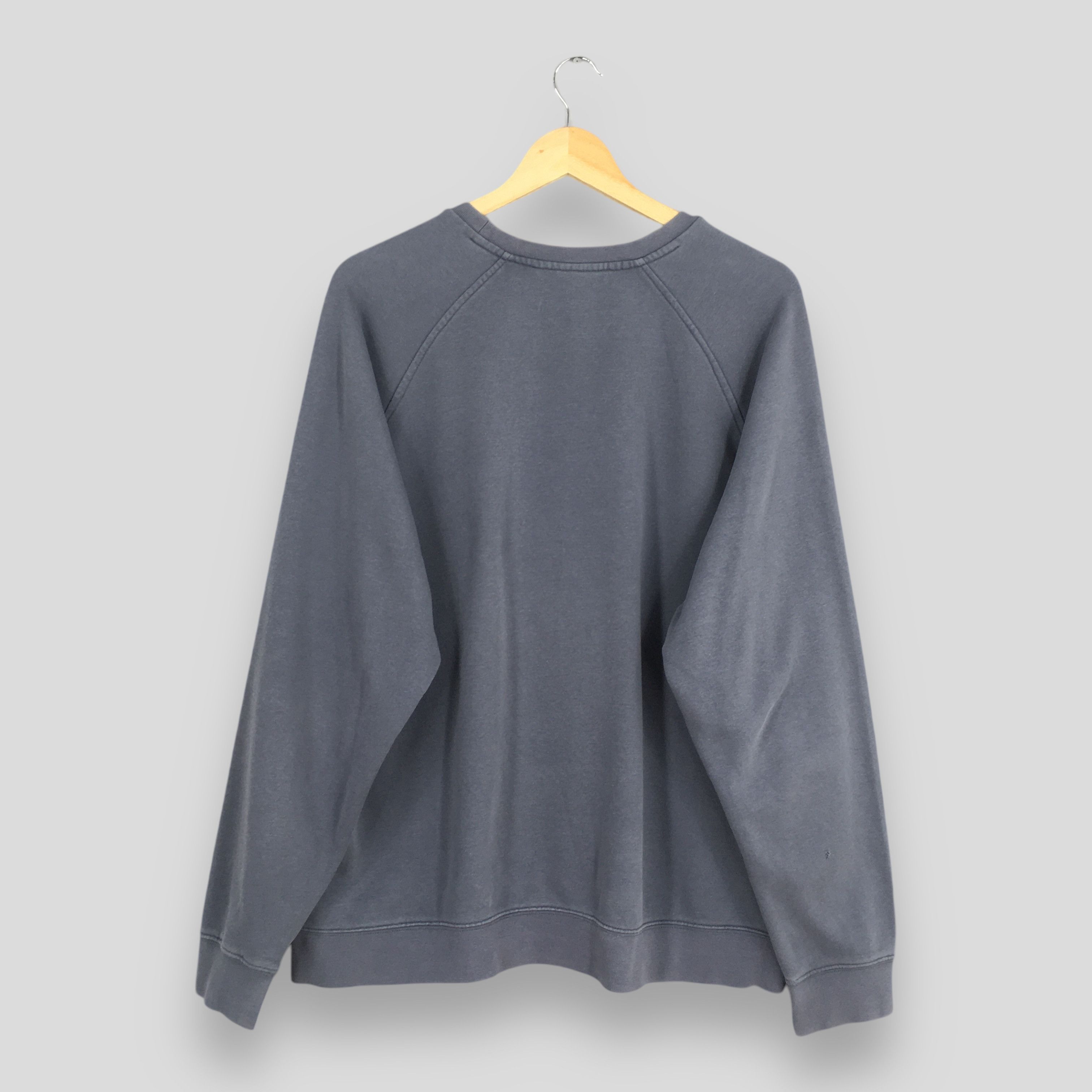 Nike Vintage Y2K Nike Swoosh Gray Sweatshirt XLarge Size US XL / EU 56 / 4 - 9 Thumbnail