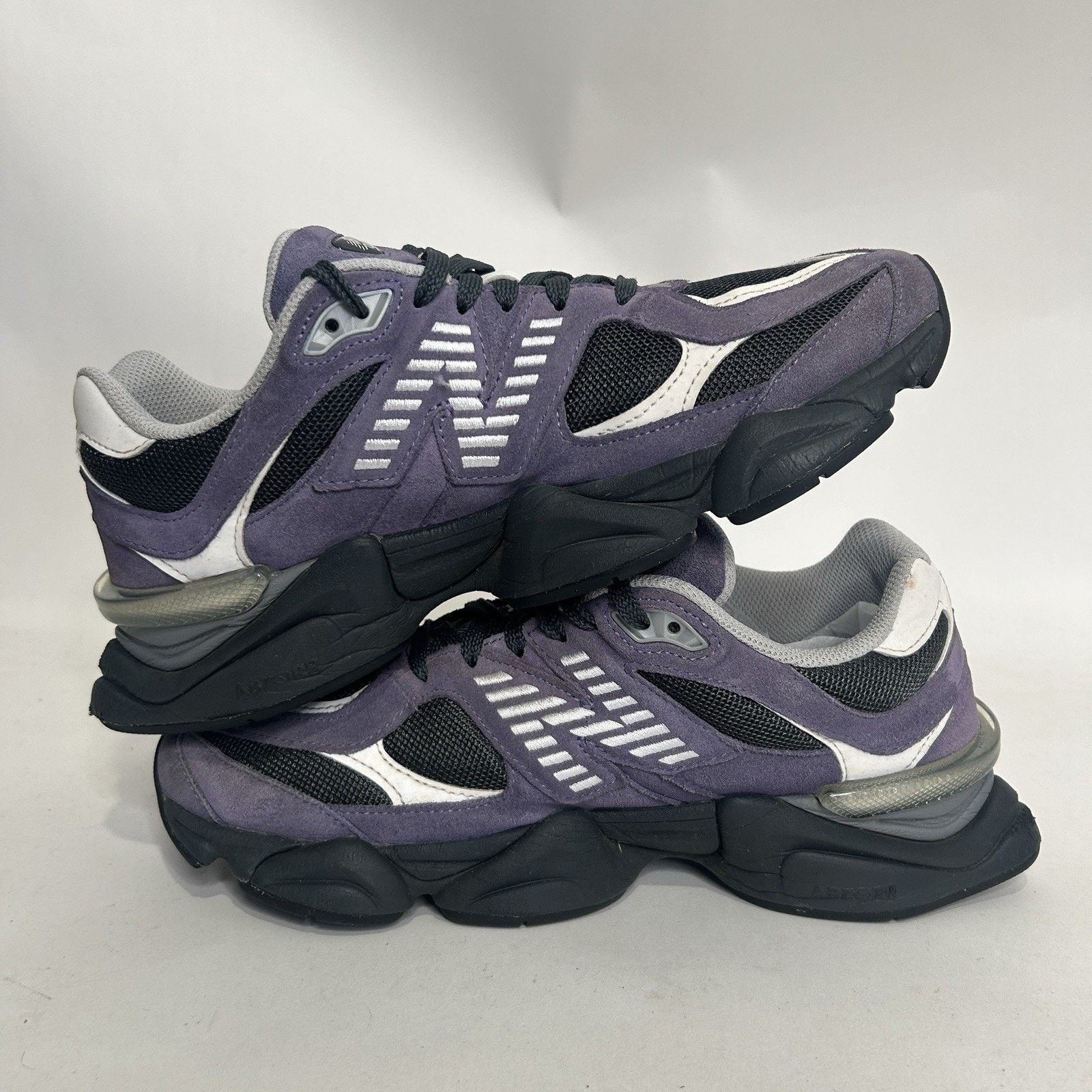 New Balance New Balance 9060 “Mercury Purple Black” U9060VRB Size US 9.5 / EU 42-43 - 3 Thumbnail