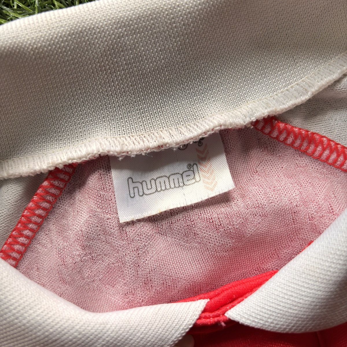 Hummel Denmark Home 1992 Euro Winner Laudrup #11 Soccer Jersey Size US M / EU 48-50 / 2 - 6 Thumbnail